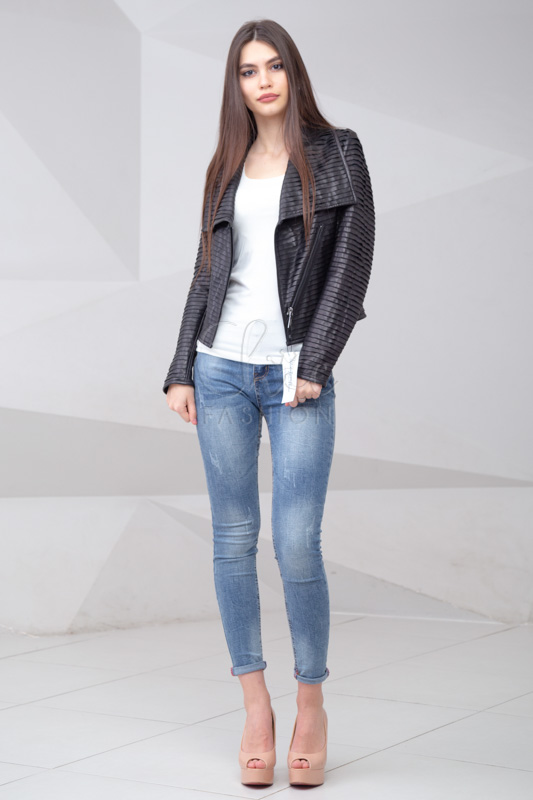 

Куртка кожа Chic fashion  черный 11534, Куртка кожа Chic fashion 42 черный 11534