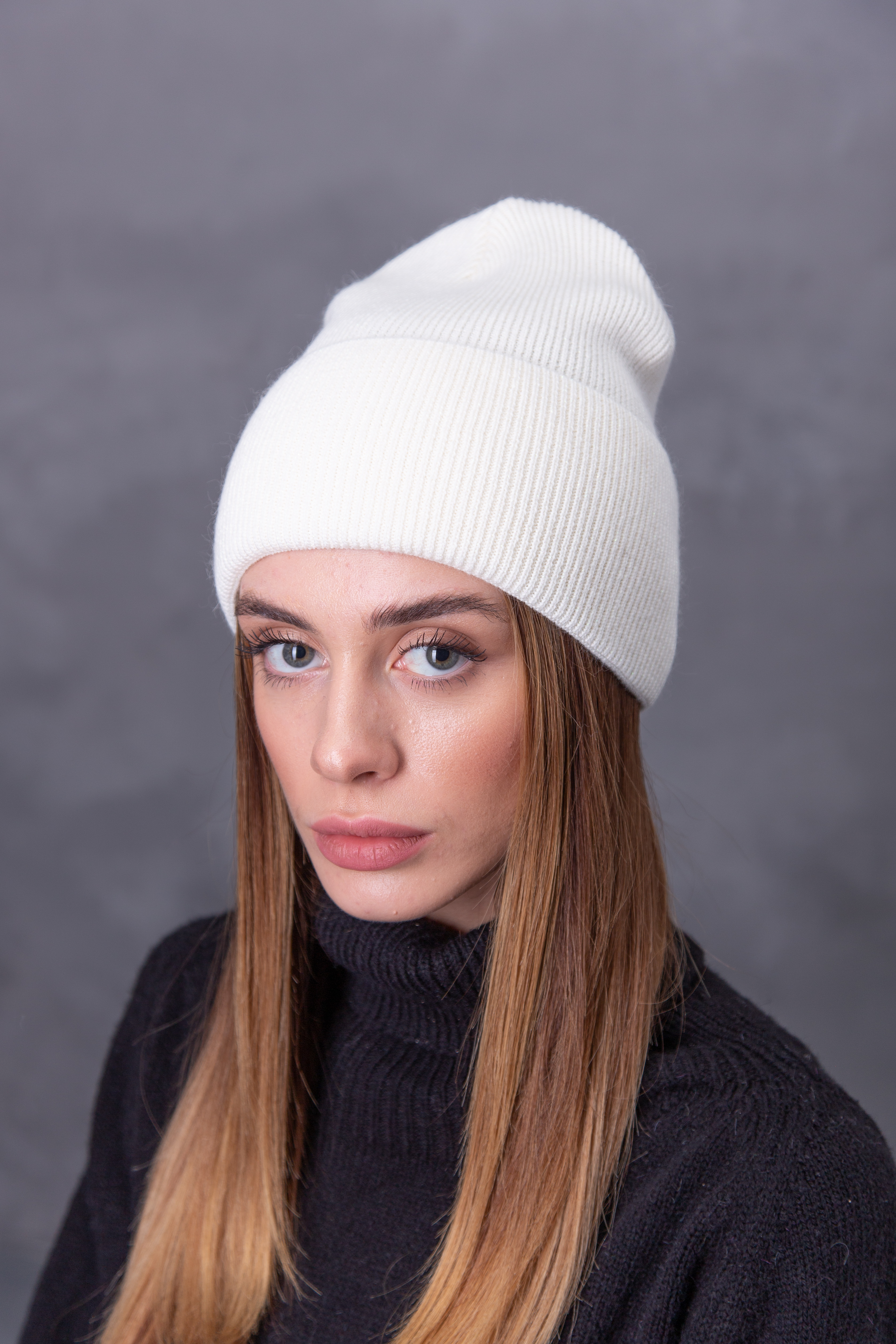 

Шапка FAMO SHP-46541 Белый  (SHP-46541, Шапка FAMO SHP-46541 Белый One size (SHP-46541)