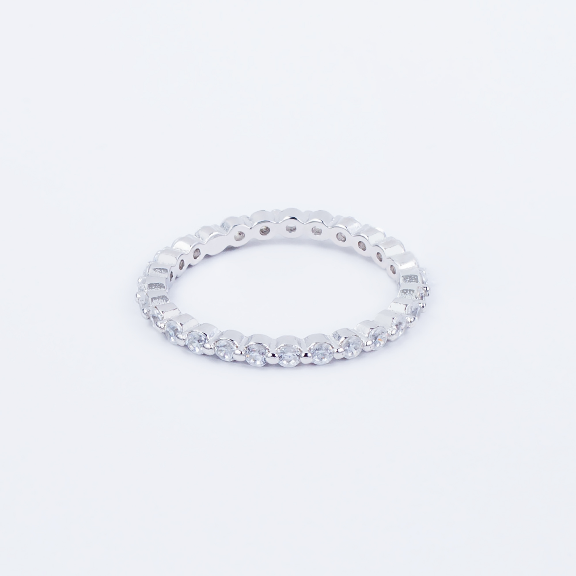 

Каблучка TOP Silver розмір 17,0 1,35 г