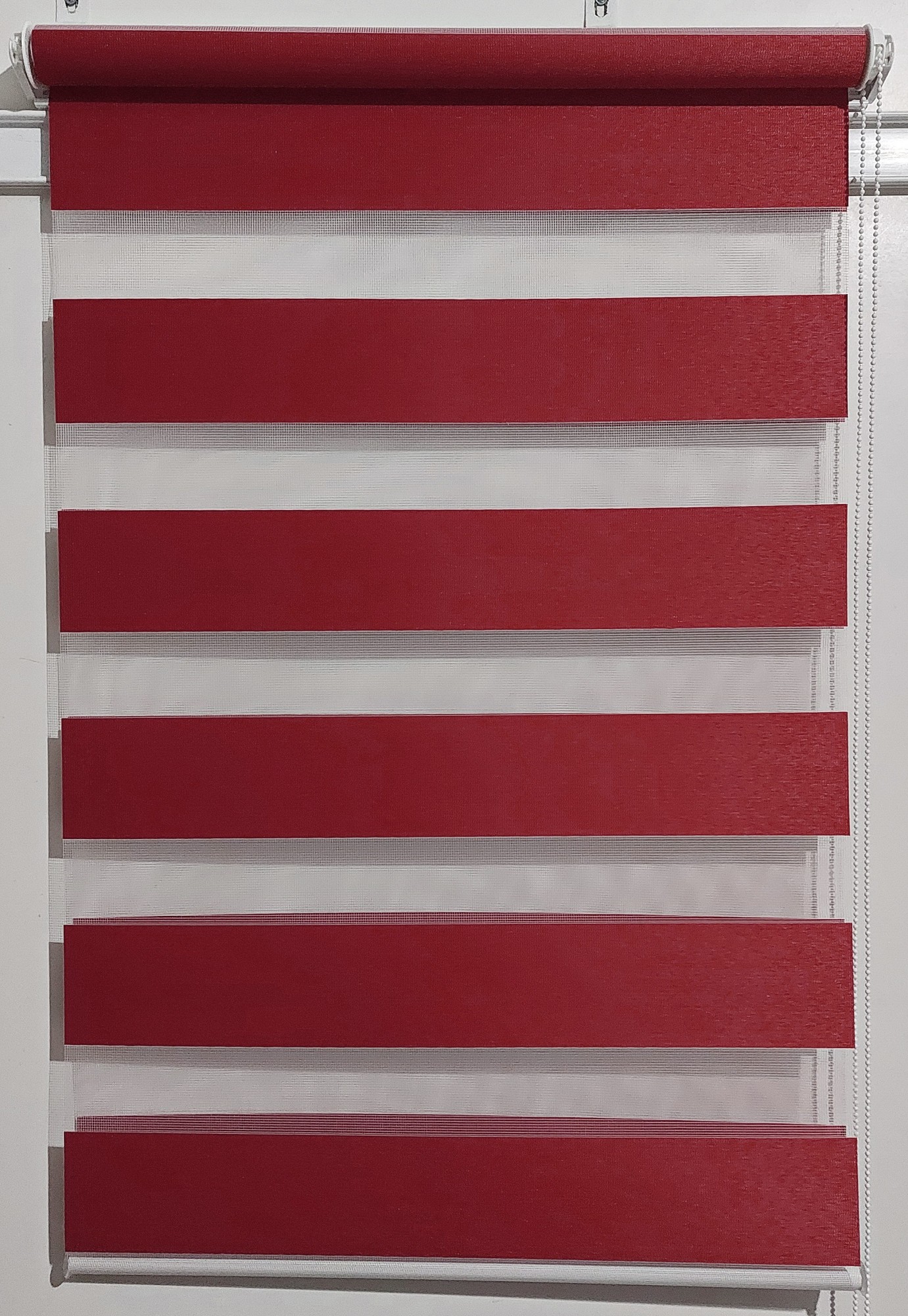 

Рулонная штора Miranda День-ночь Z-065 140*160 см Бордовый