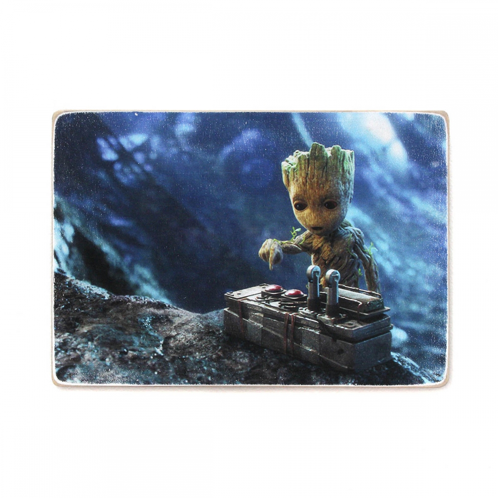 

Деревянный постер Супергерои Baby Groot. Малыш Грут и бомба А1