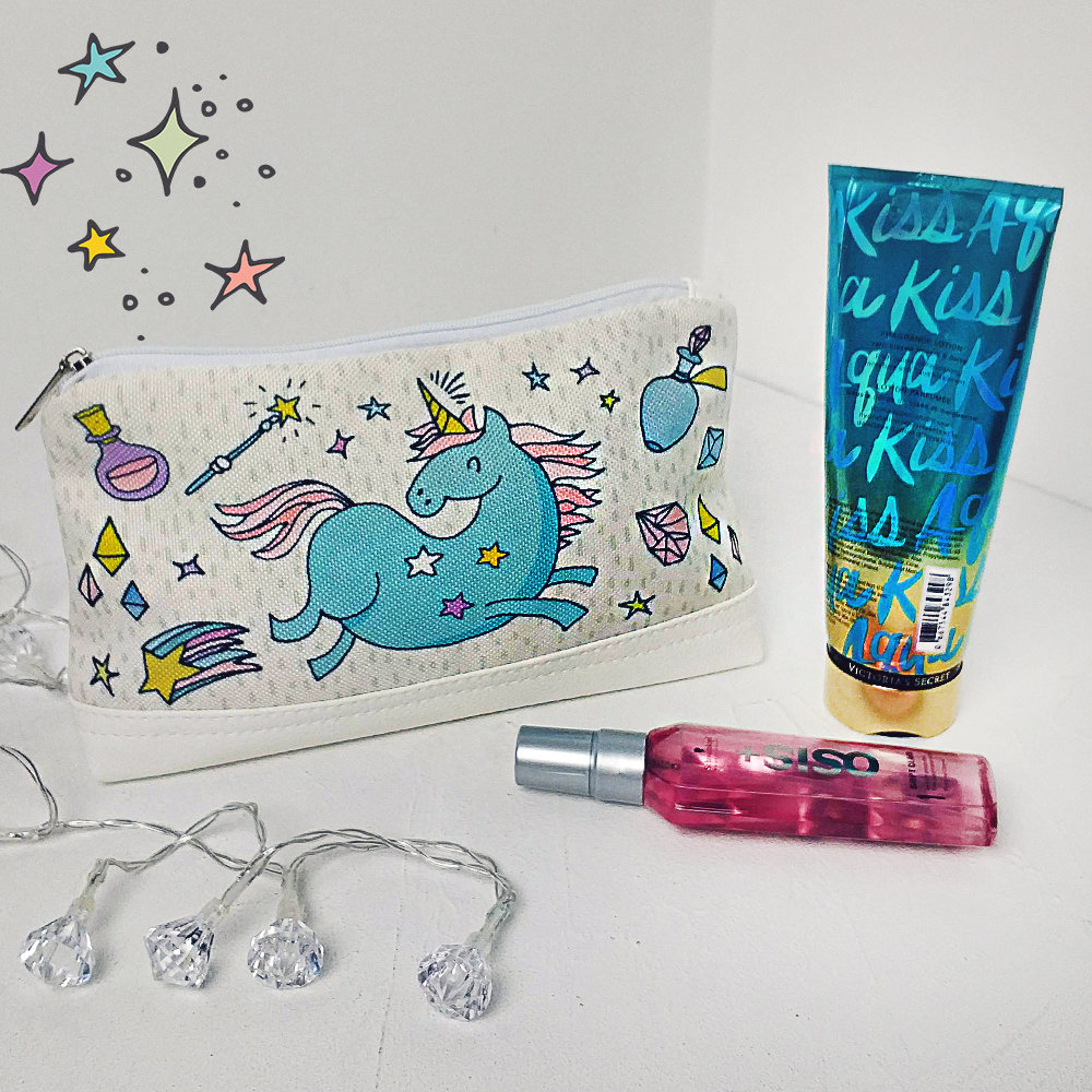 

Косметичка дорожная женская Lovely Единорог Presentville 26х15х8 см 000175769