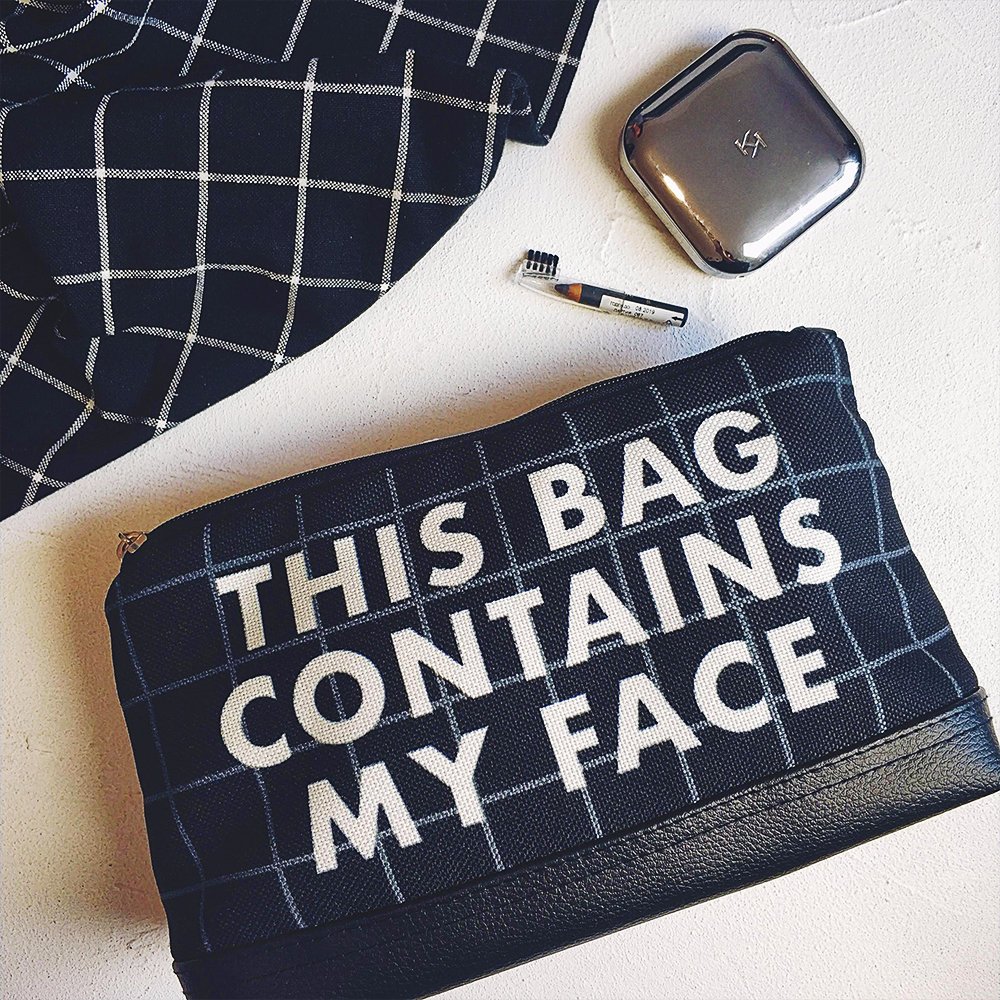 

Косметичка дорожная женская Lovely This bag contains my face Presentville 26х15х8 см 000175781