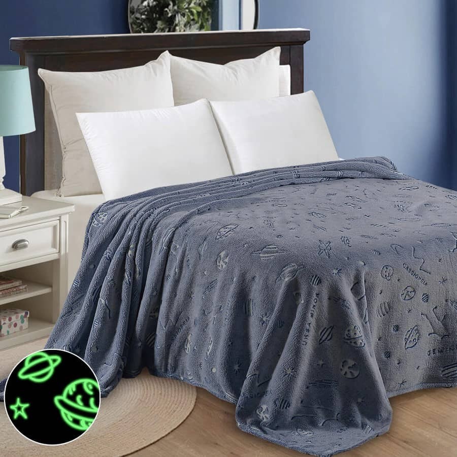 

Плед "Звёзды, ракеты" Magic Blanket светящееся в темноте 150 x 180 см Плюшевый плед