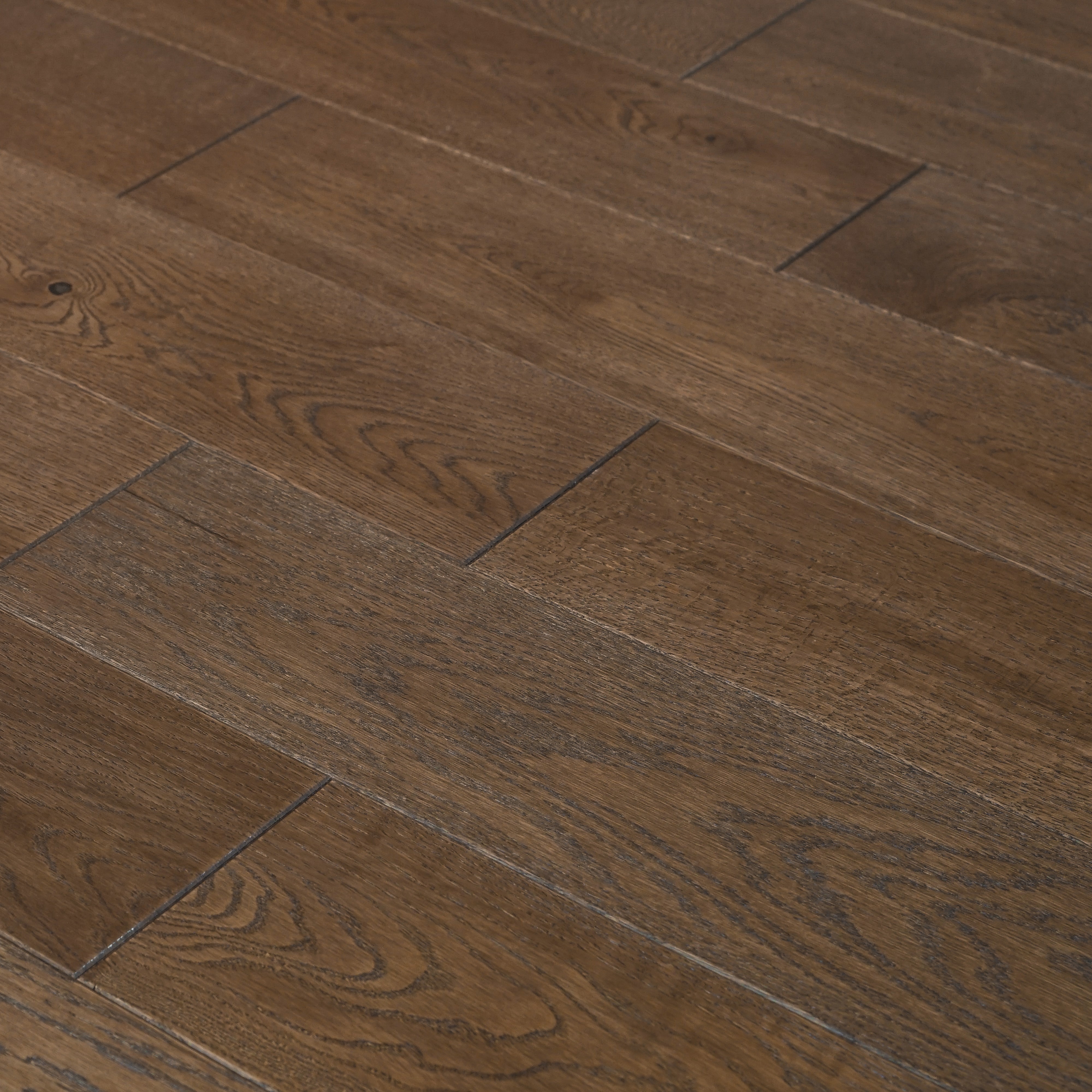 

Паркетная доска Brandwood D52 Дуб Натур Браш 14X140X1000-1400 мм Коричневый темный