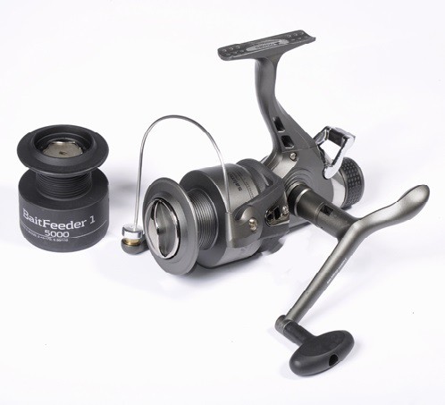 

2750BR Котушка Salmo Sniper BAITFEEDER 1 5000BR