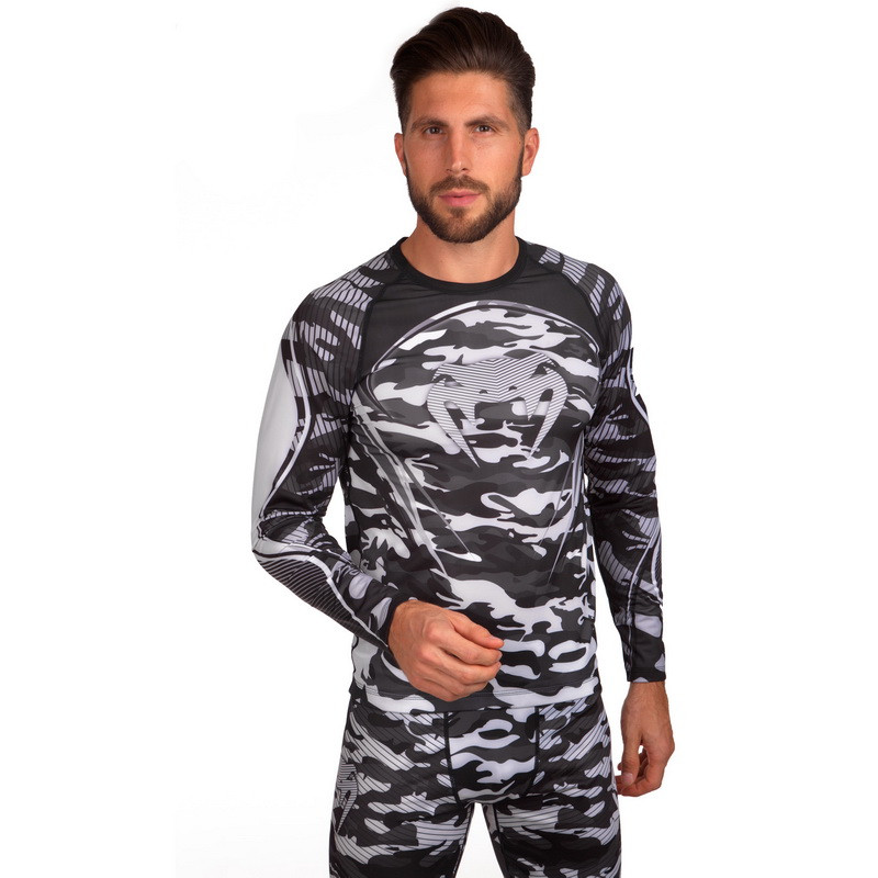 

Рашгард с длинным рукавом VENUM CAMO HERO CO-8124 размер  /46-48/ Черный-белый, Рашгард с длинным рукавом VENUM CAMO HERO CO-8124 размер L /46-48/ Черный-белый