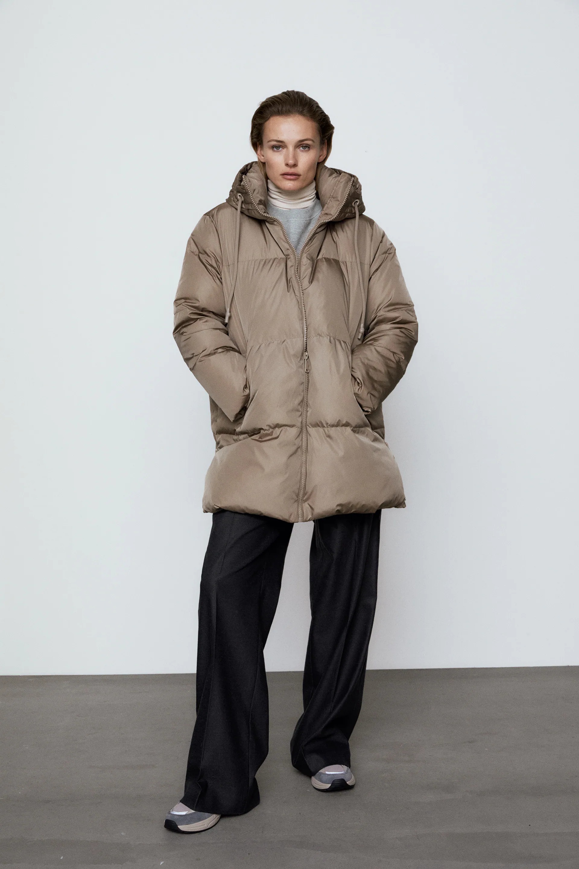 

Пуховик Zara  бежевый 8073026704, Пуховик Zara S бежевый 8073026704
