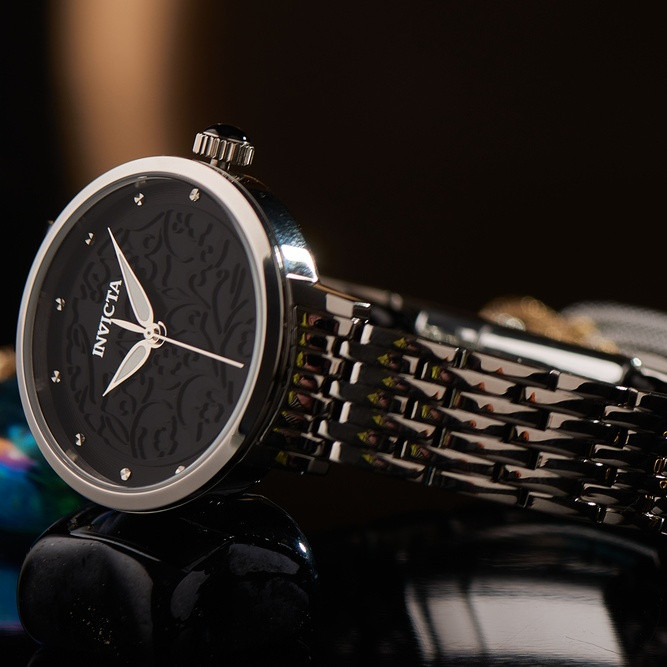

Американские классические наручные часы Invicta 31939. Стильная цепочка в подарок