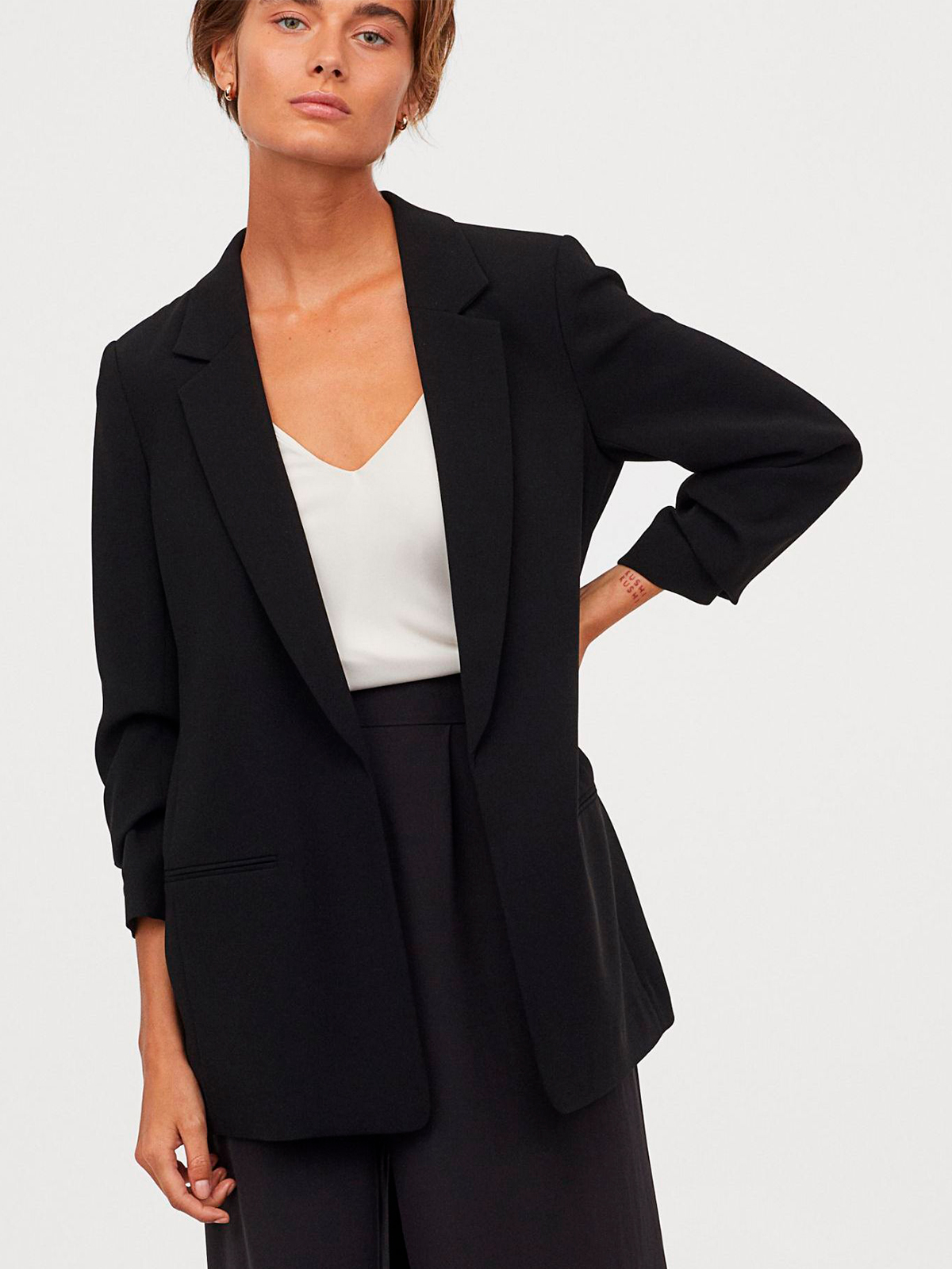 

Пиджак H&M 0839332-1  Черный (СА2000001847619, Пиджак H&M 0839332-1 XL Черный (СА2000001847619)