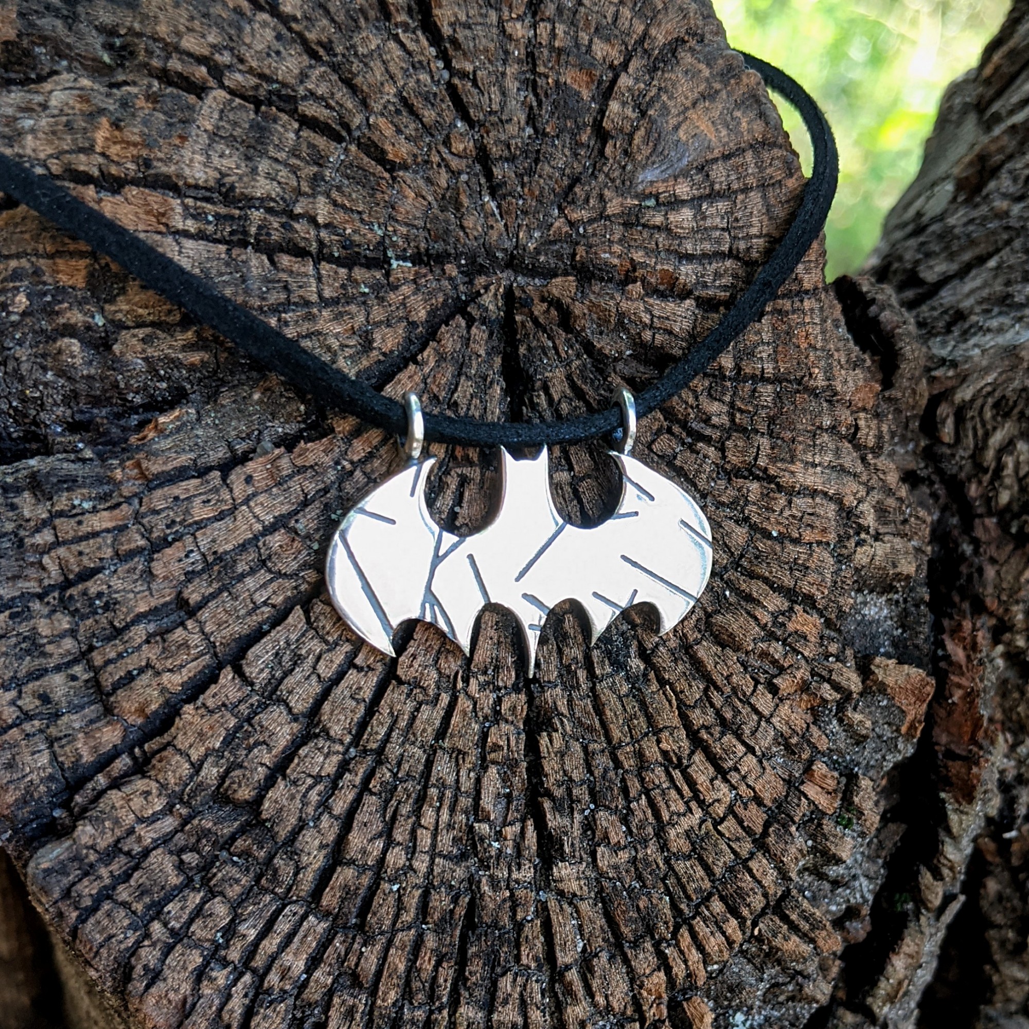 

Серебряный кулон "Batman" Бетмен ручная работа 1139