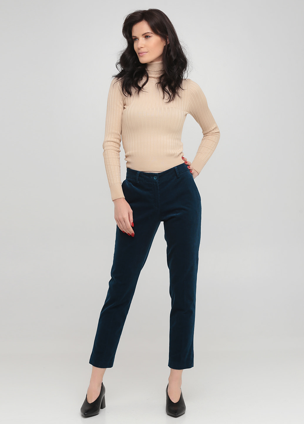 

Жіночі брюки завужені осінь, зима Lagrand темно-синій  ( 21-6037-293, Жіночі брюки завужені осінь, зима Lagrand темно-синій 32 ( 21-6037-293 )