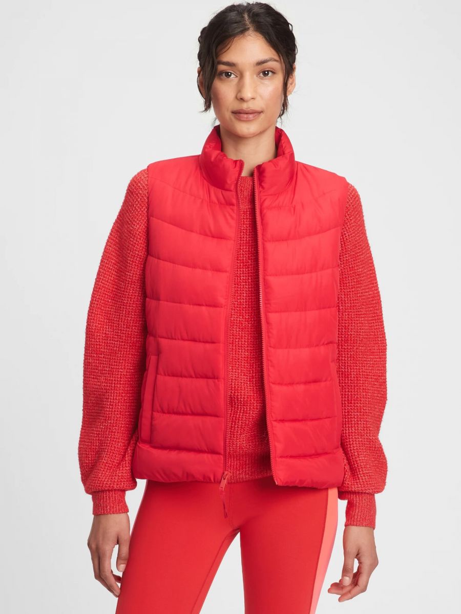 

Теплая женская жилетка GAP безрукавка 1159759521 (Красный, XXL)
