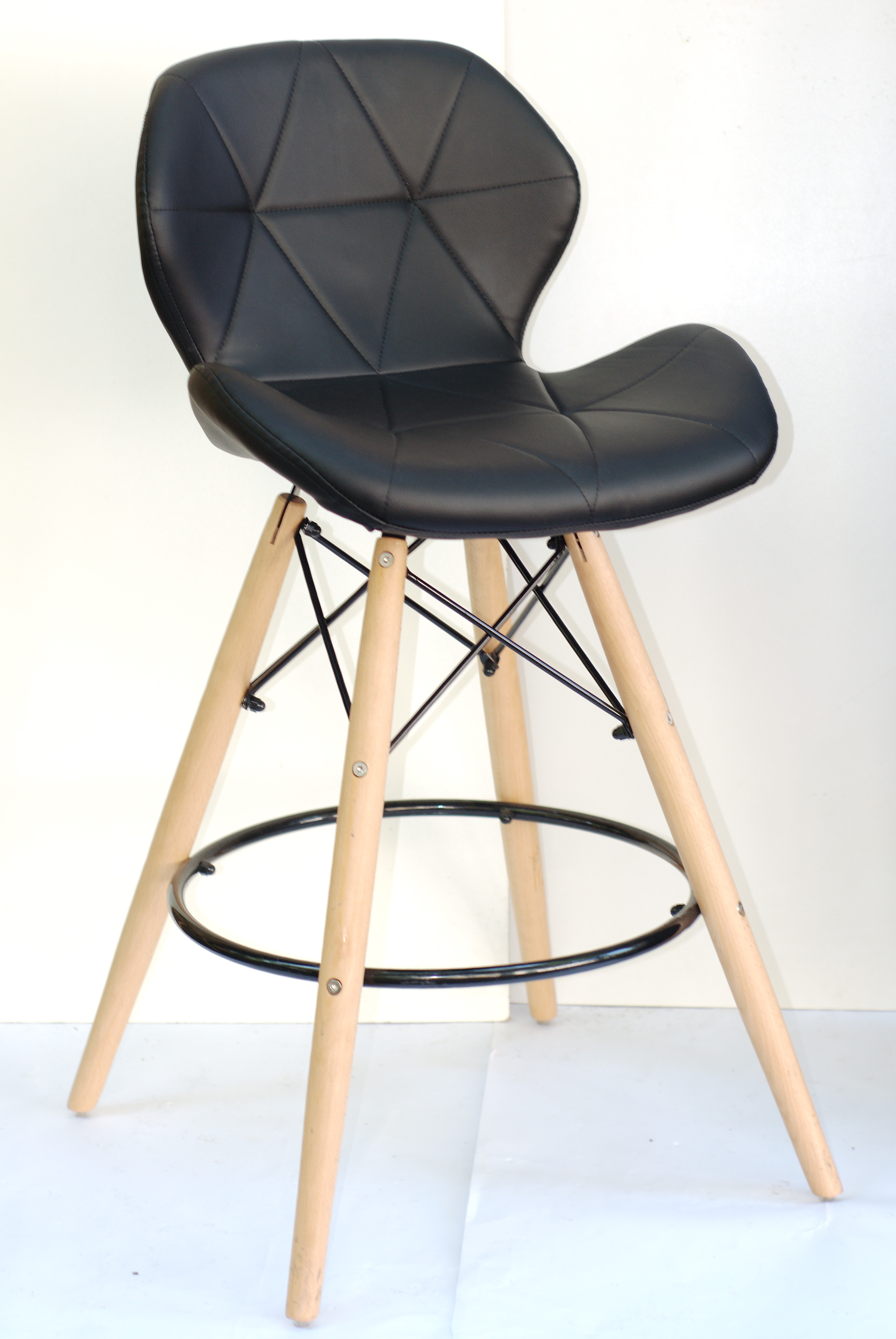 

Стул полубарный Invar BAR 65 Экокожа Onder Mebli Черный