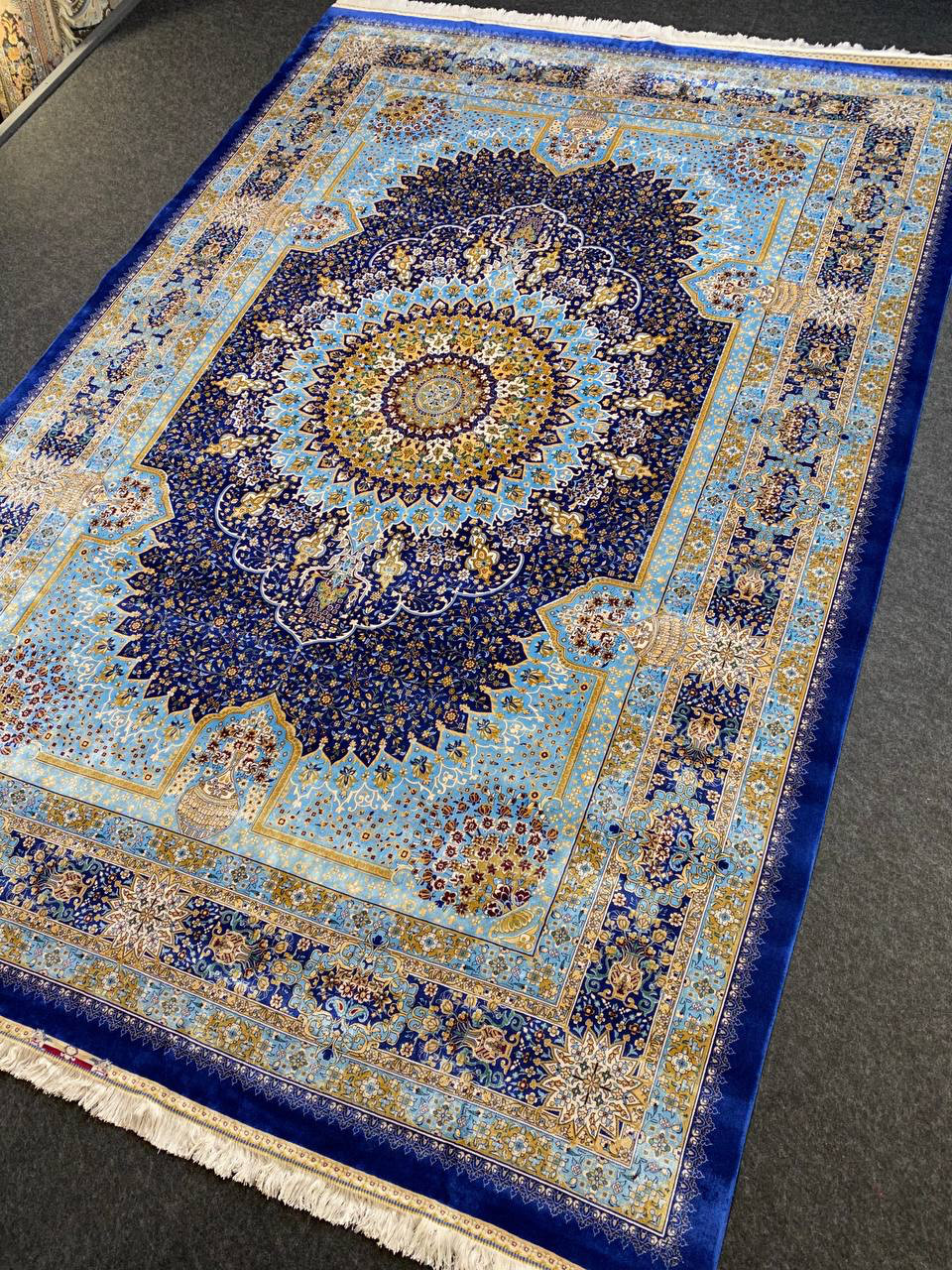 

Ковер Faravahar Silk 200х300 см Синий с голубым (0687)