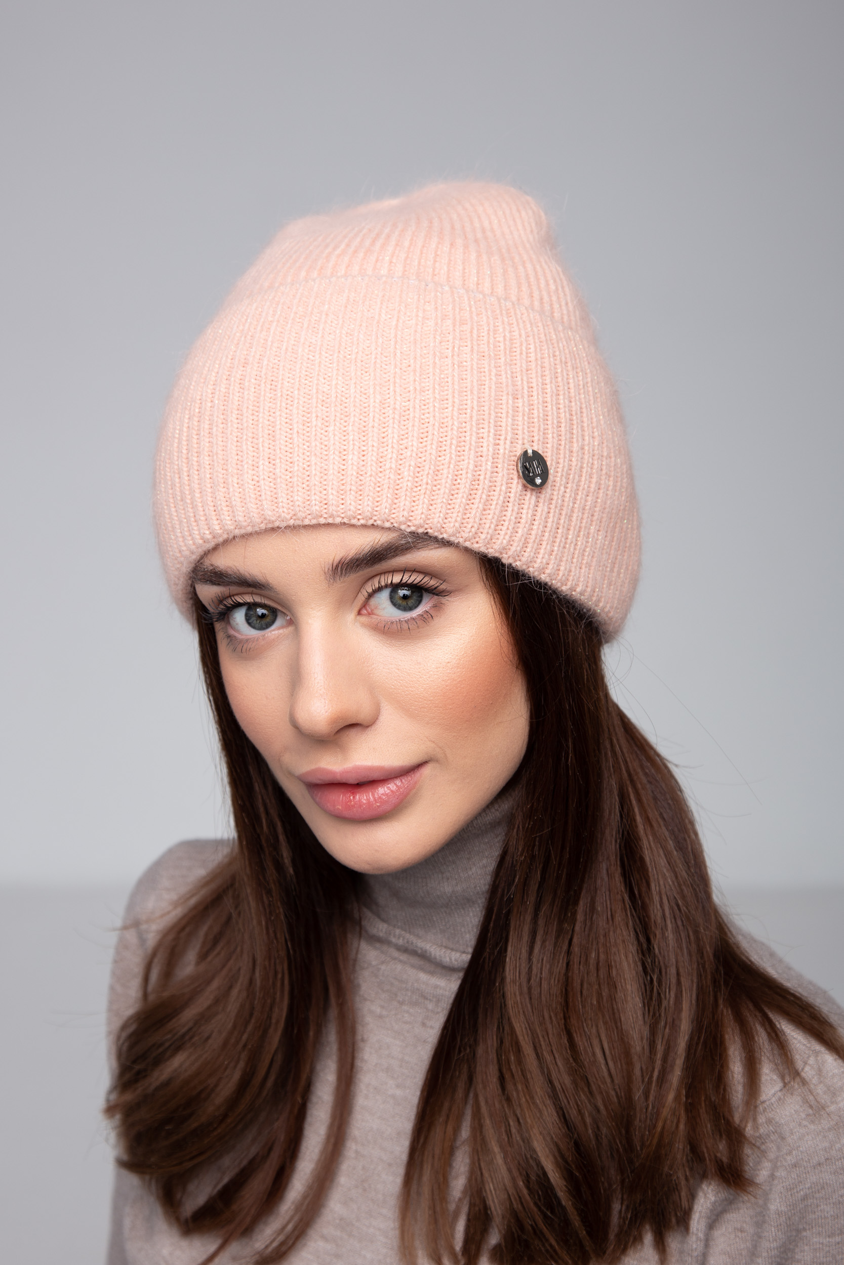 

Шапка FAMO SHP-8575 Персиковый  (SHP-8575, Шапка FAMO SHP-8575 Персиковый One size (SHP-8575)