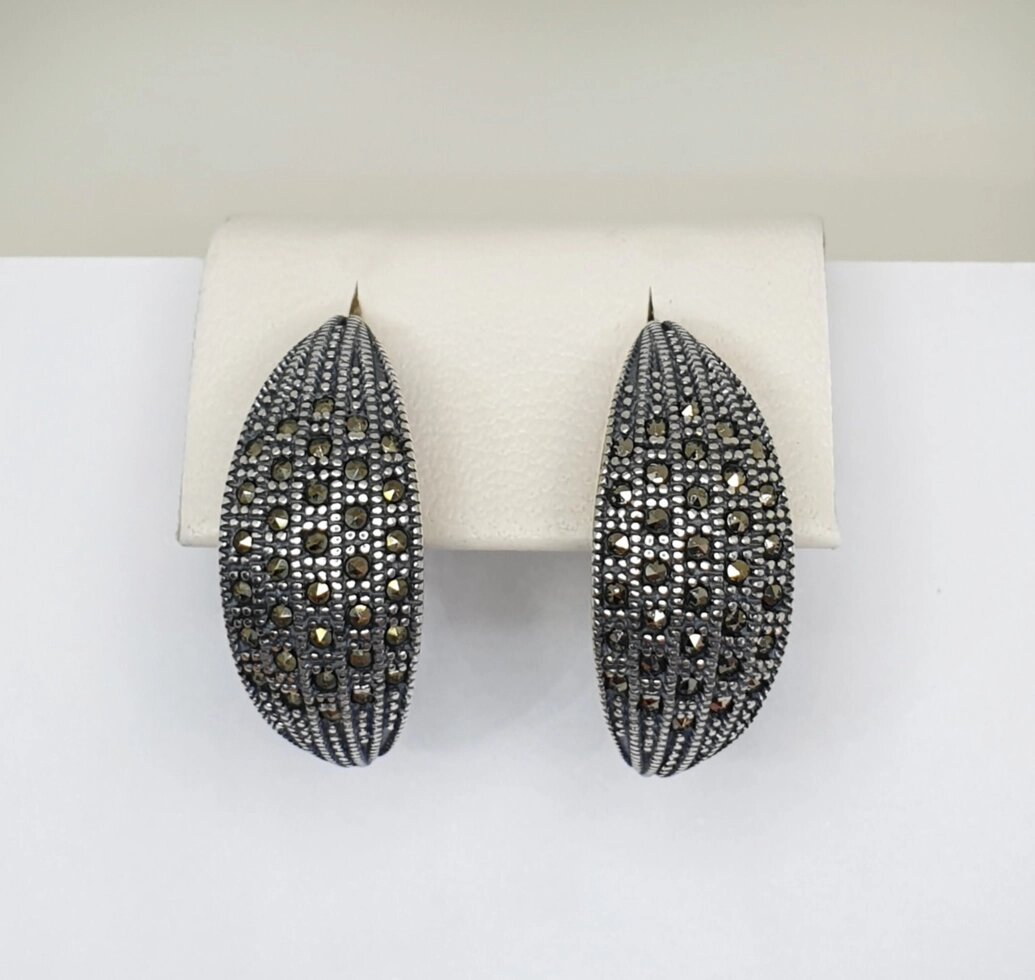 

Сережки серебряные с марказитом 6,86 г