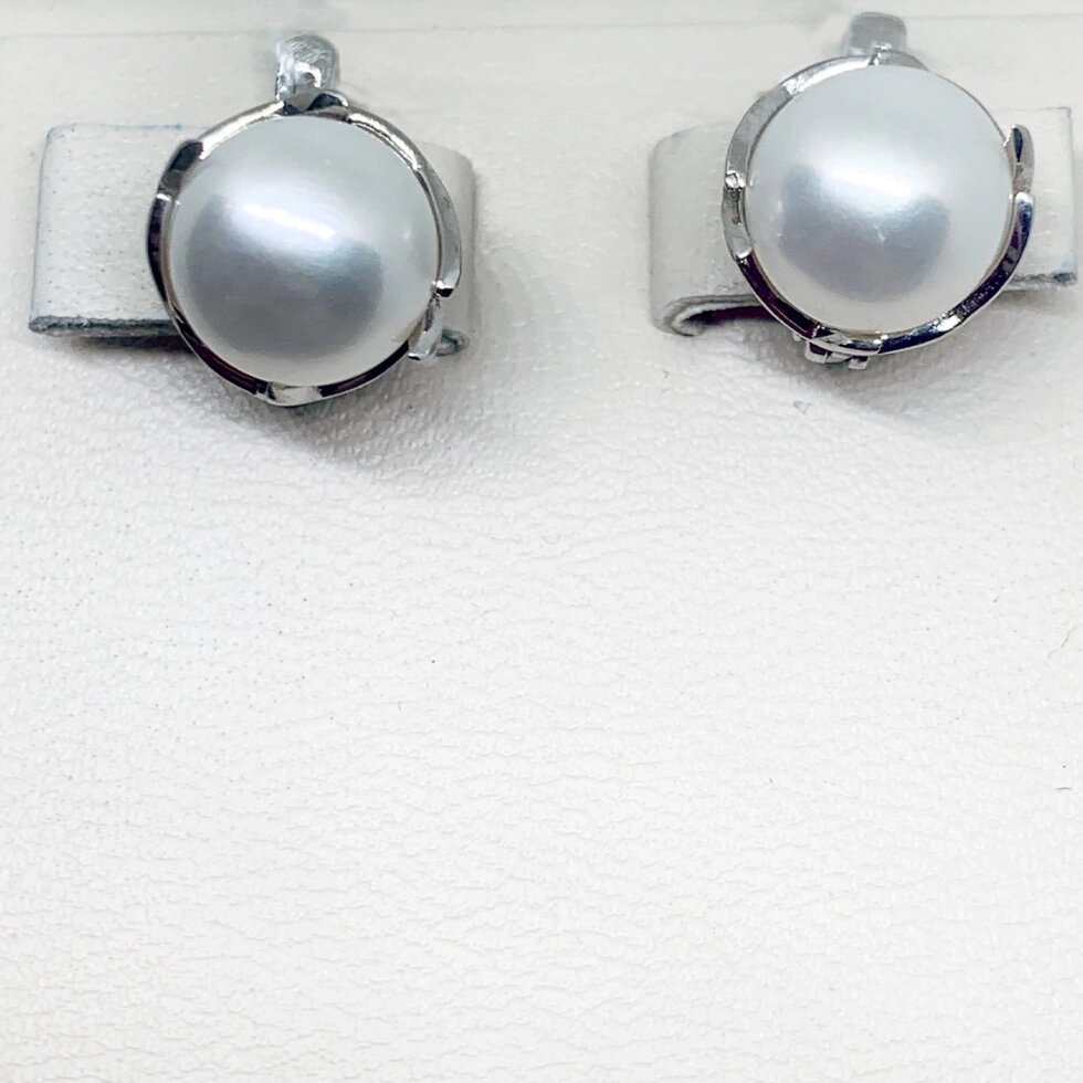 

Сережки серебряные с жемчугом 4,81 г