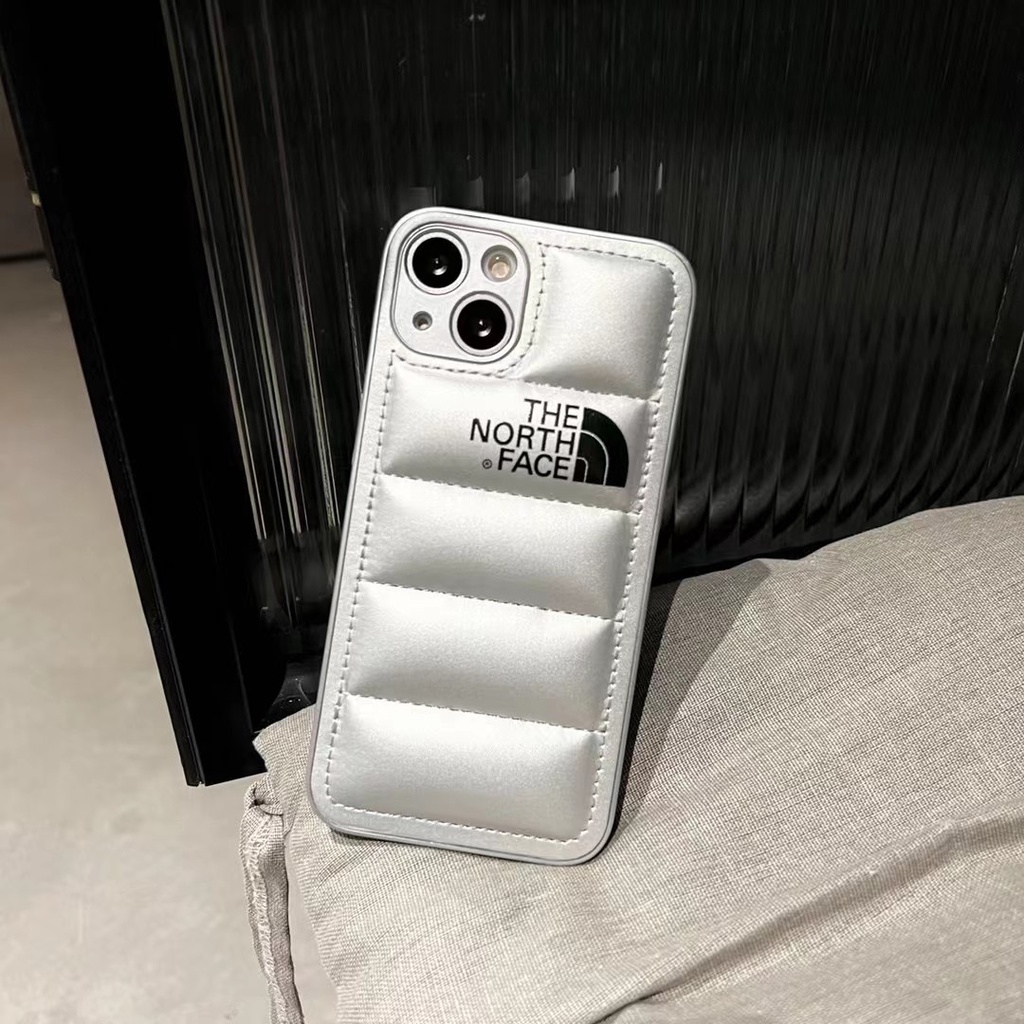 

Пуферный чехол-пуховик TNF для iPhone 13 Pro Max Серебристый