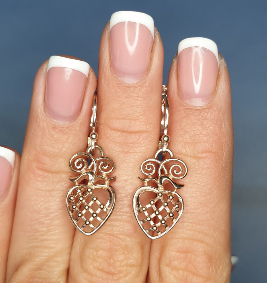 

Сережки позолоченные 4,73 г
