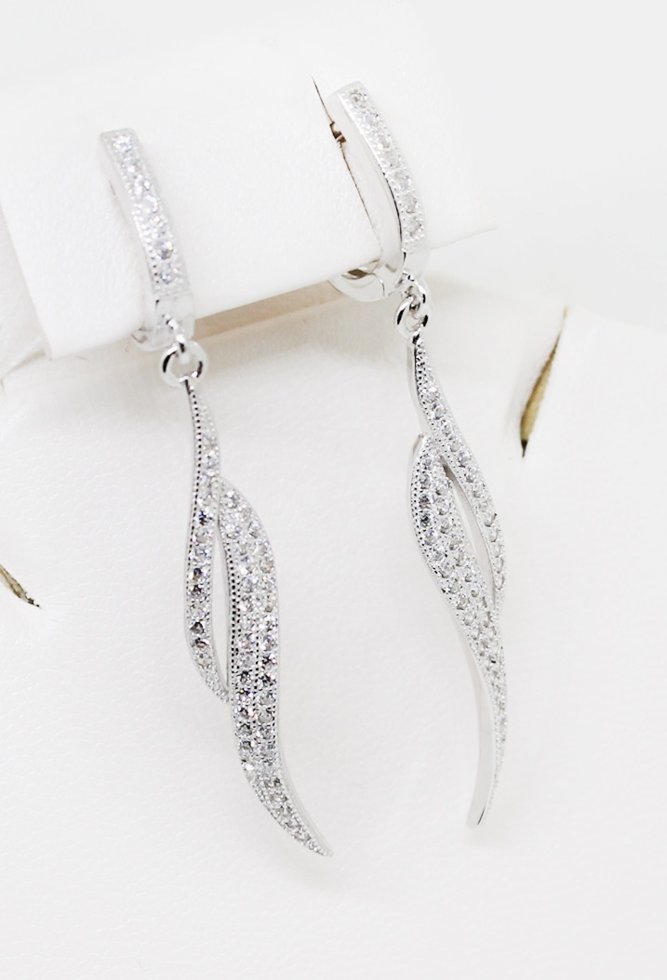 

Сережки серебряные с кубическим цирконием "Крылья" 5,56 г