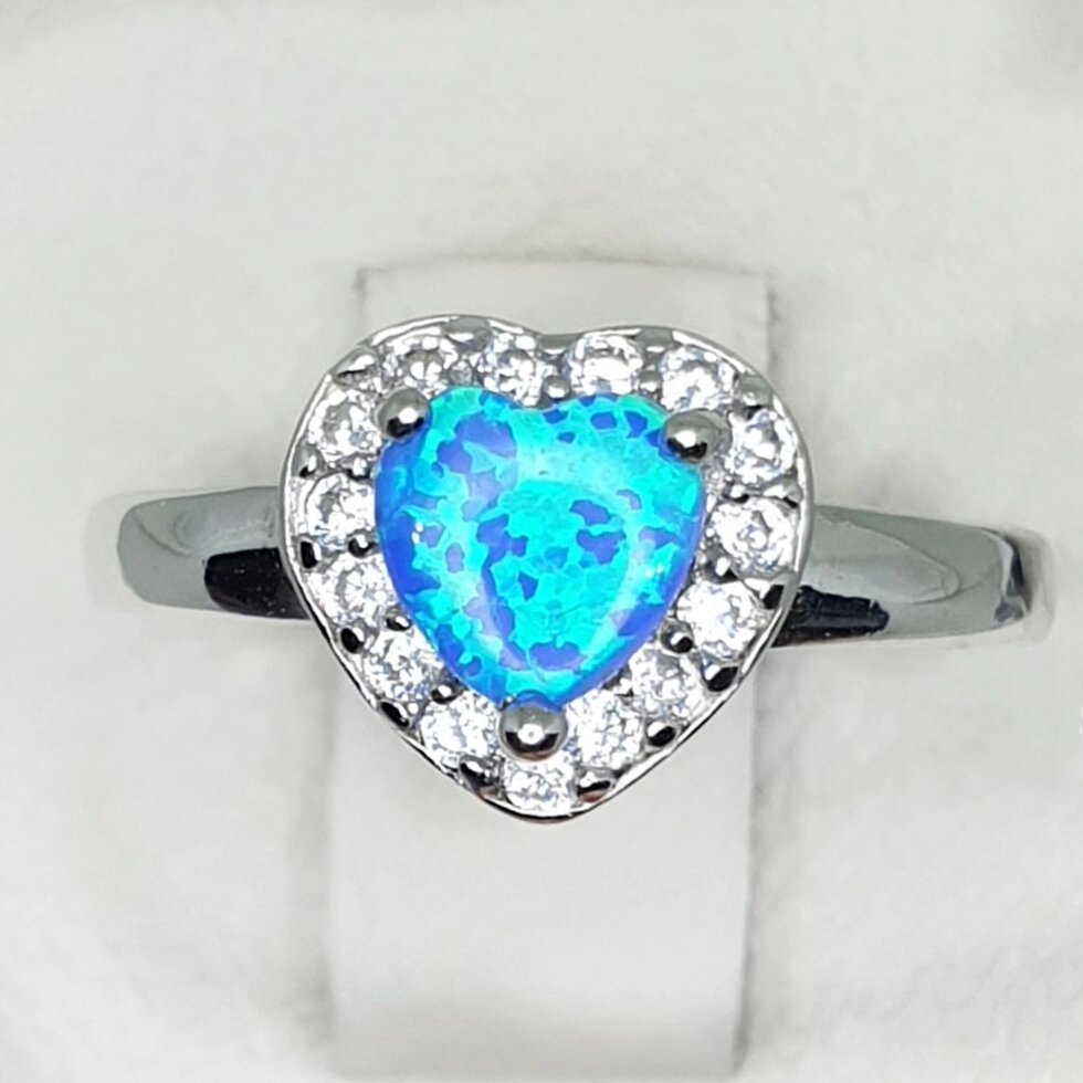 

Кольцо серебряное с опалом 17 2,65 г