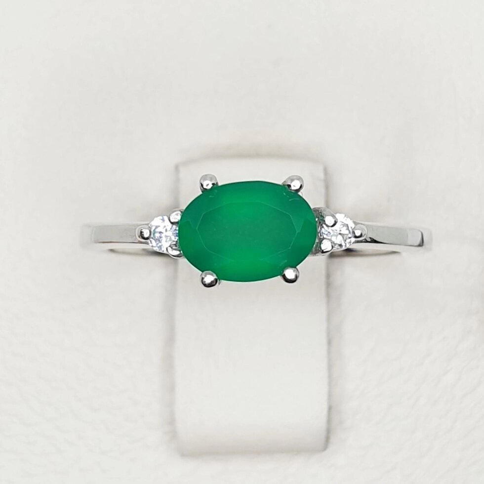

Кольцо серебряное с изумрудом 17 1,75 г