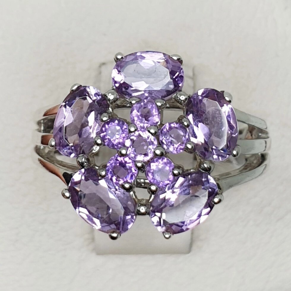 

Кольцо серебряное с аметистом 17,5 4,91 г