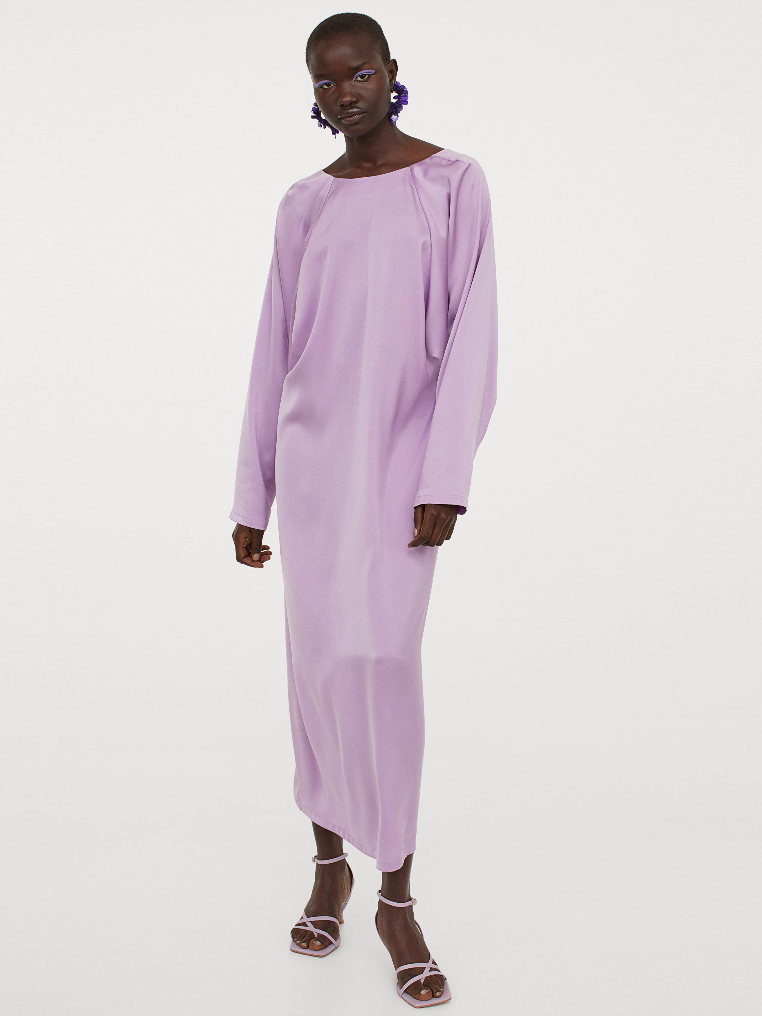 

Платье H&M 9399485abr XXL Лавандовое