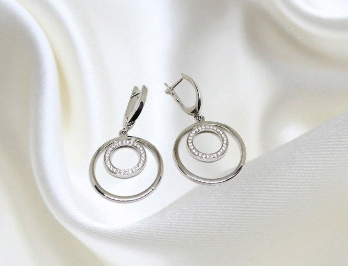 

Сережки серебряные с фианитами "Эстель" 7,46 г