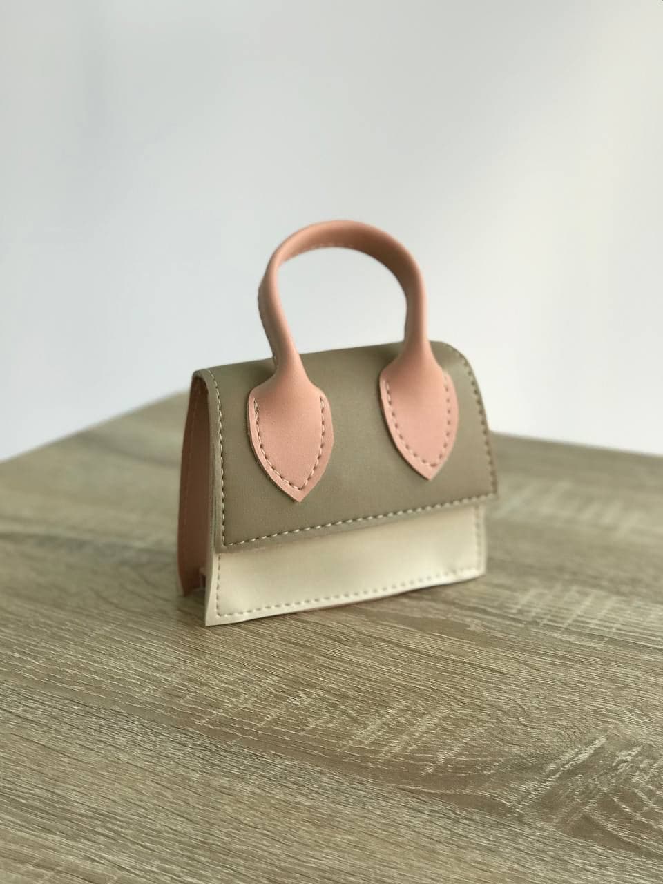 

Женская сумочка из натуральной кожи Zaza mini