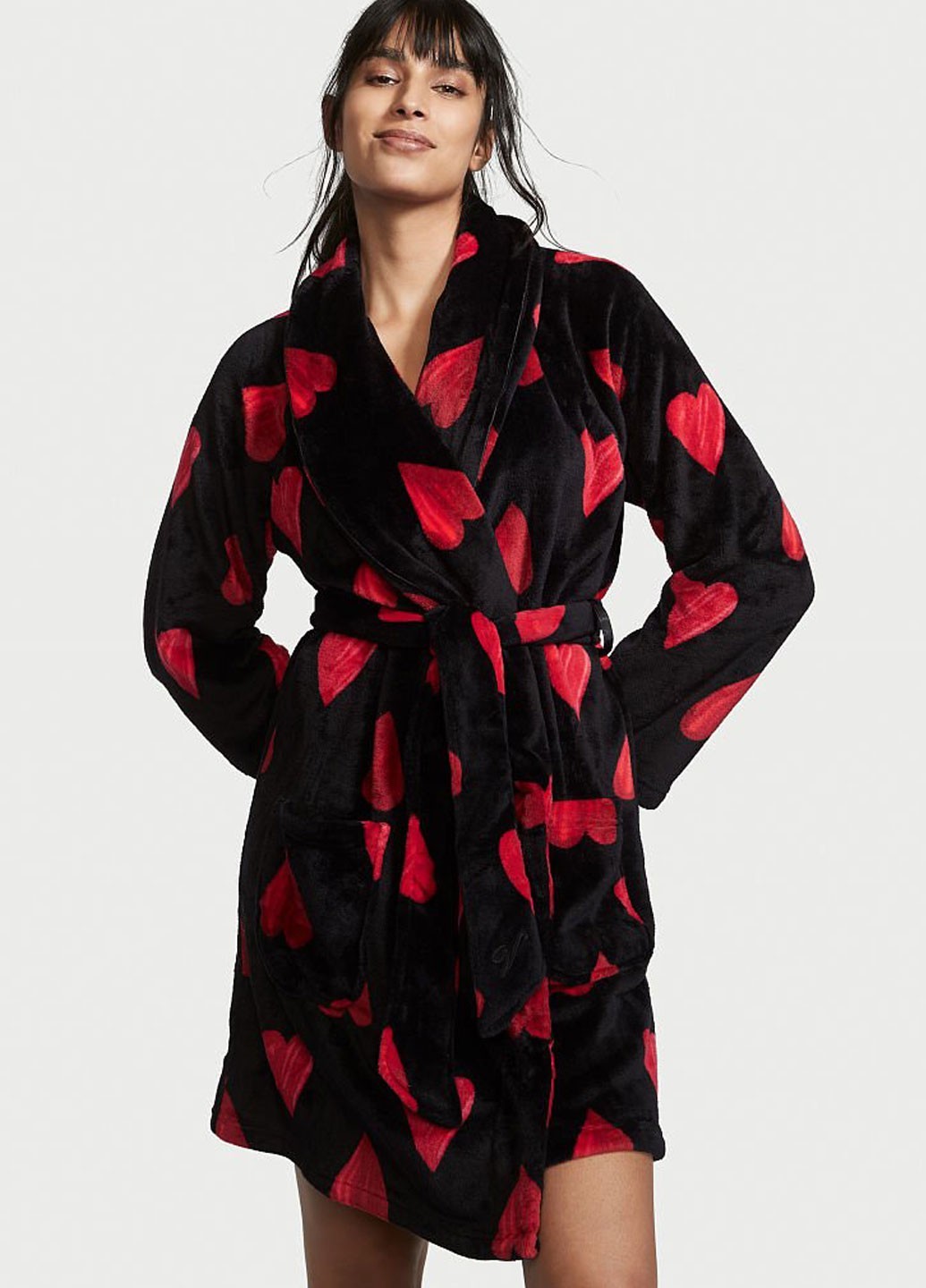 

Халат Victoria's Secret / черный (15600402108QFXM, Халат Victoria's Secret M/L черный (15600402108QFXM/L)