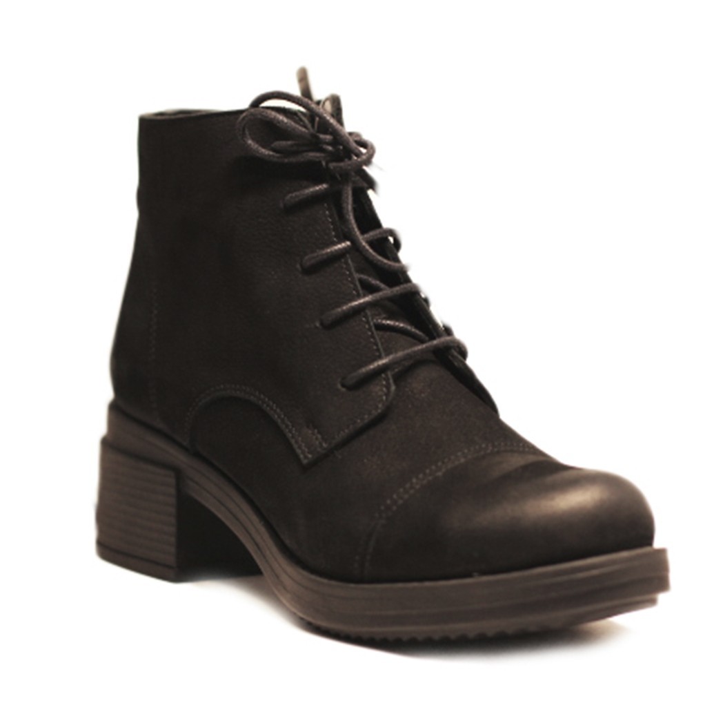 

Ботинки Doctor Shoes 27404 36 черные
