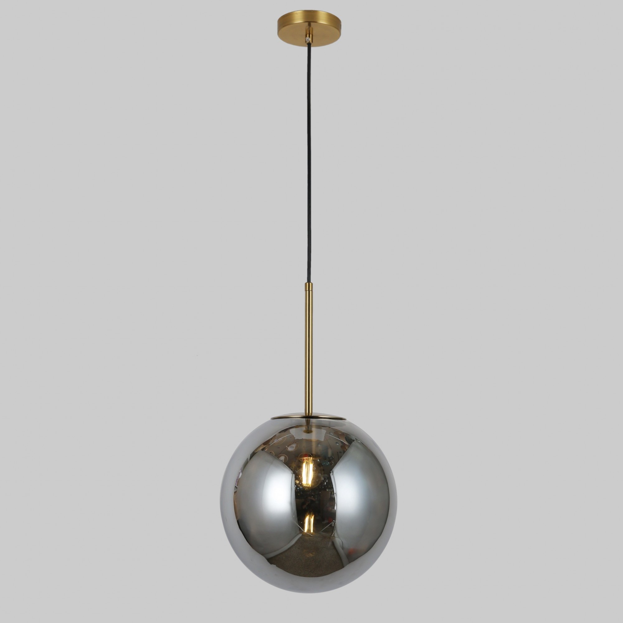 

Люстра LEVISTELLA Sphere бронзовая с черным шаром 25 см