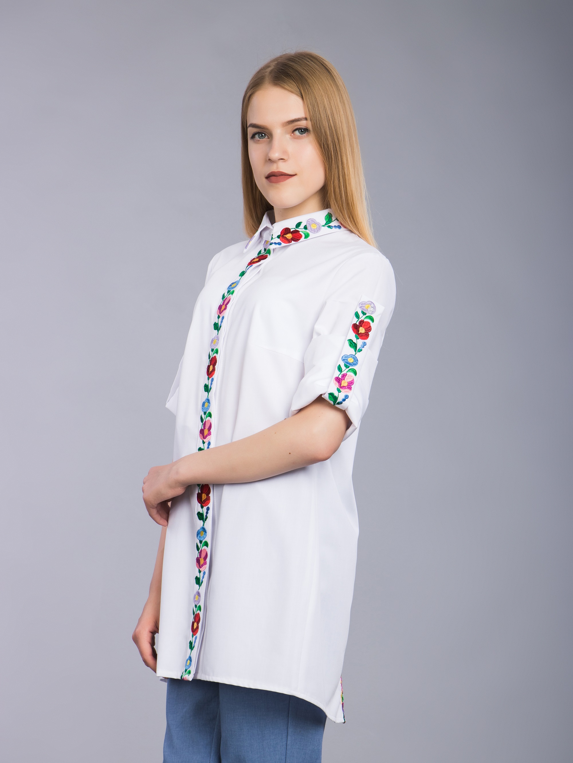 

Вышиванка женская УкрМода 52 gbv-41-01