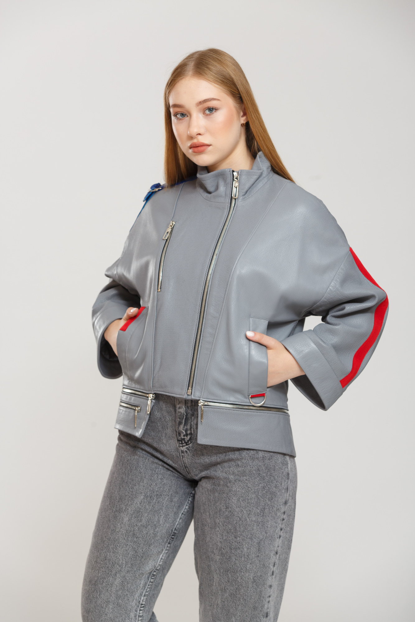 

Куртка Sacha Pacha  Серый + разноцветный (21-Z-3727-1, Куртка Sacha Pacha 40 Серый + разноцветный (21-Z-3727-1)