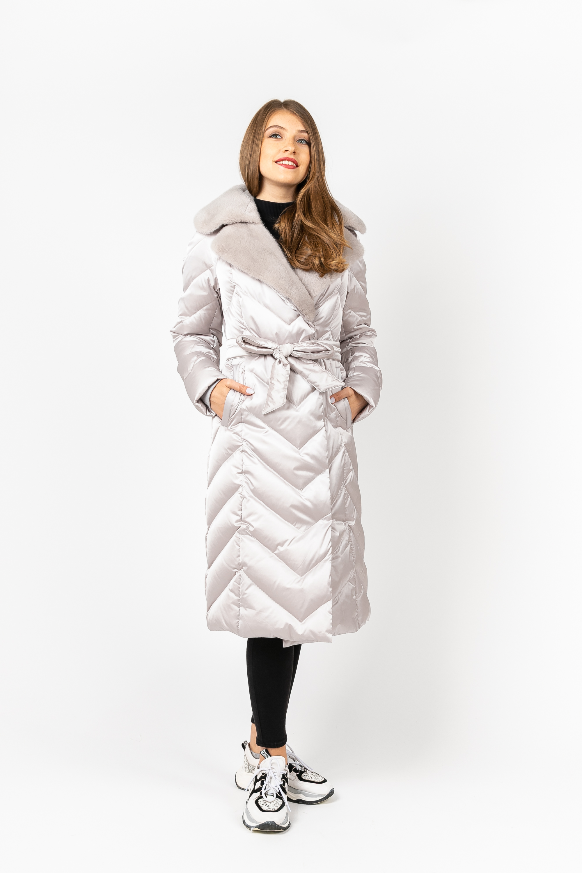 

Пуховик PARKA+ 02179 с двойным норковым воротником под пояс Срібний, Пуховик PARKA+ 02179 с двойным норковым воротником под пояс Срібний 44