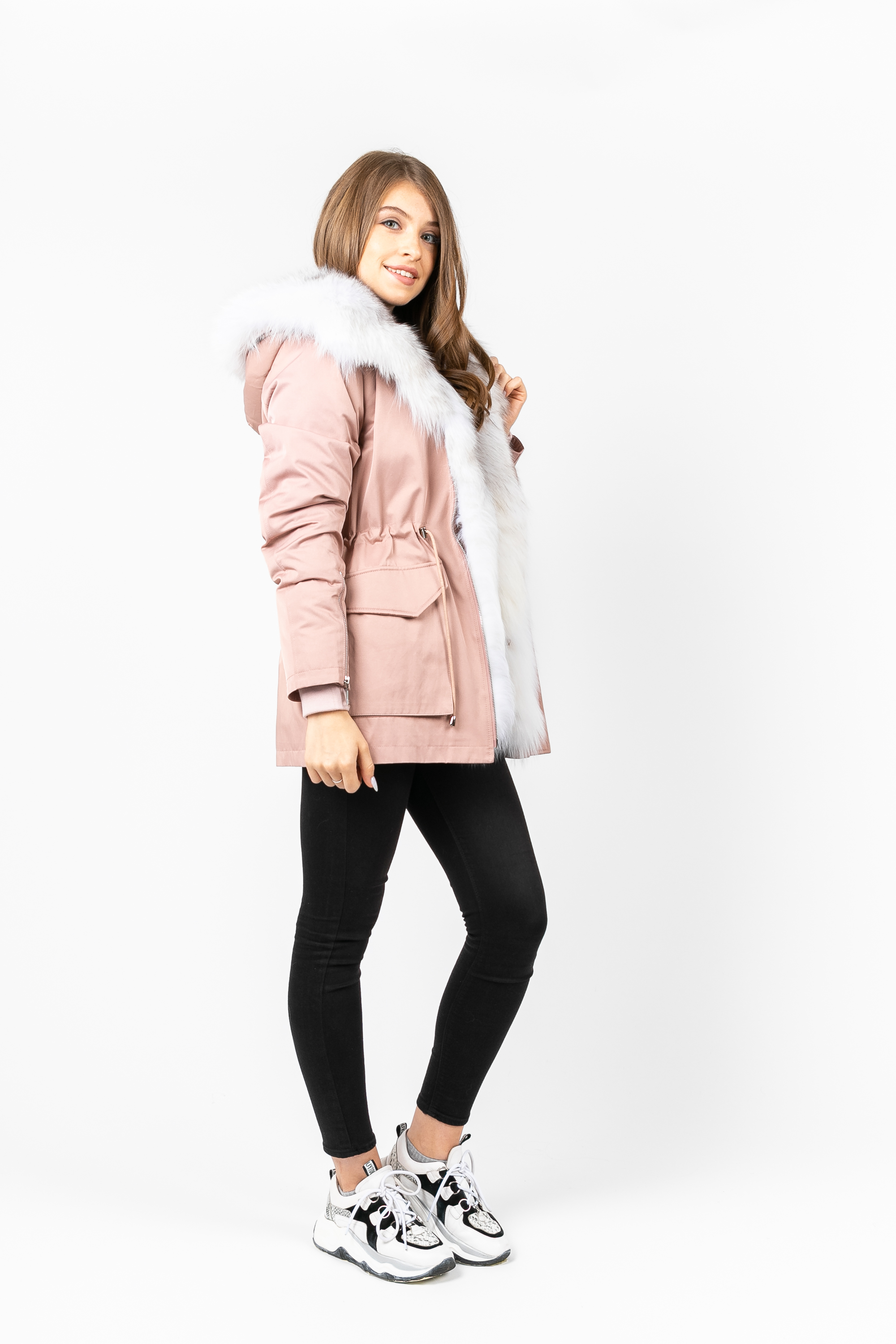 

Укороченная парка PARKA+ 02250 с растёгивающим капюшоном Пудровий 48