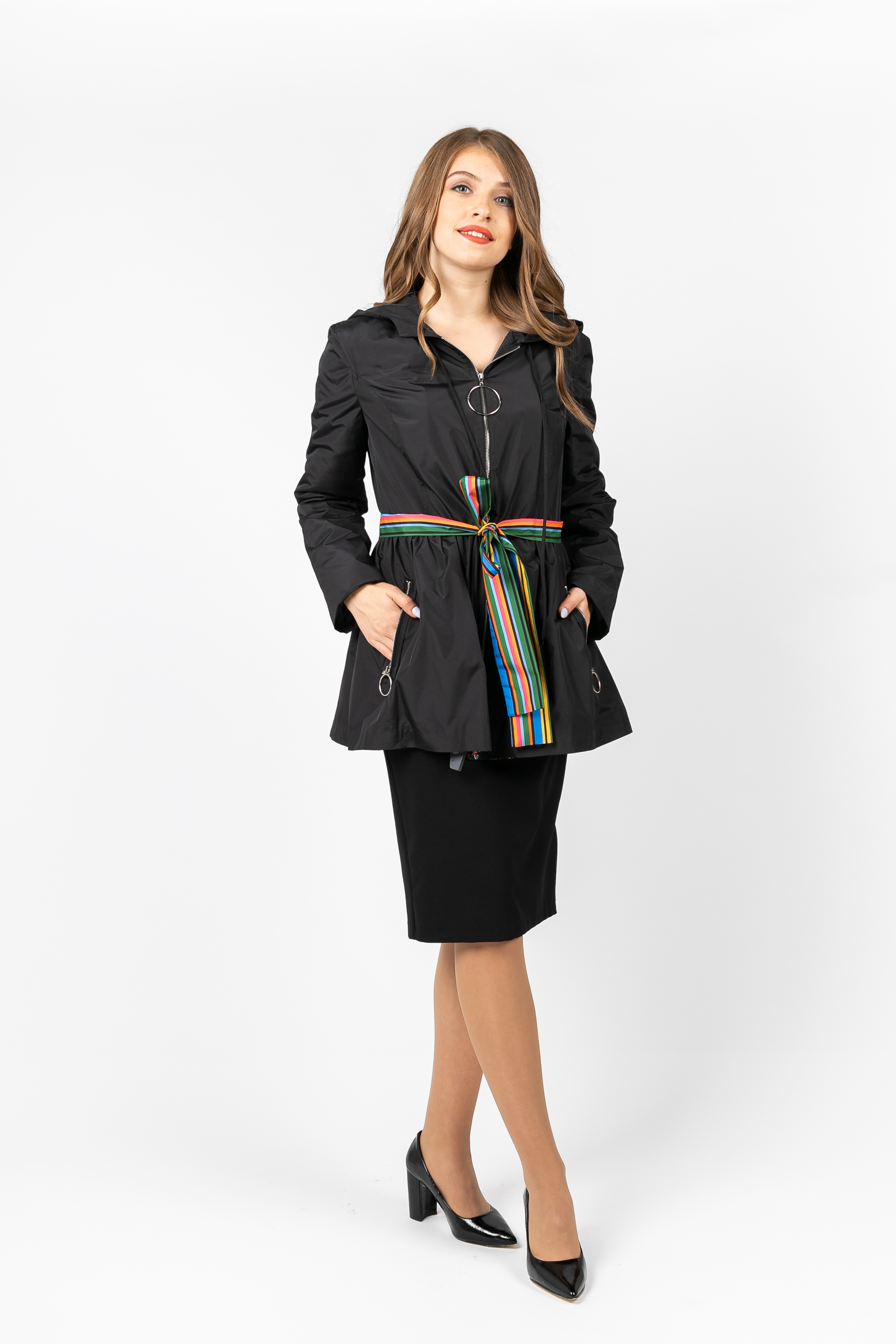 

Стильная куртка PARKA+ 1348 из плащевой ткани Чорний, Стильная куртка PARKA+ 1348 из плащевой ткани Чорний 40