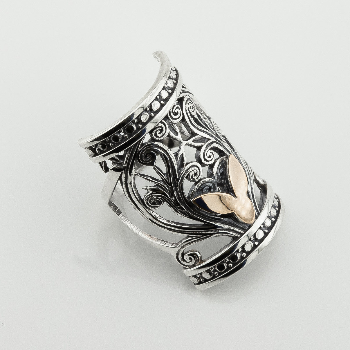 

Серебряное кольцо с золотыми накладками к419 Диамант, 18,5 размер