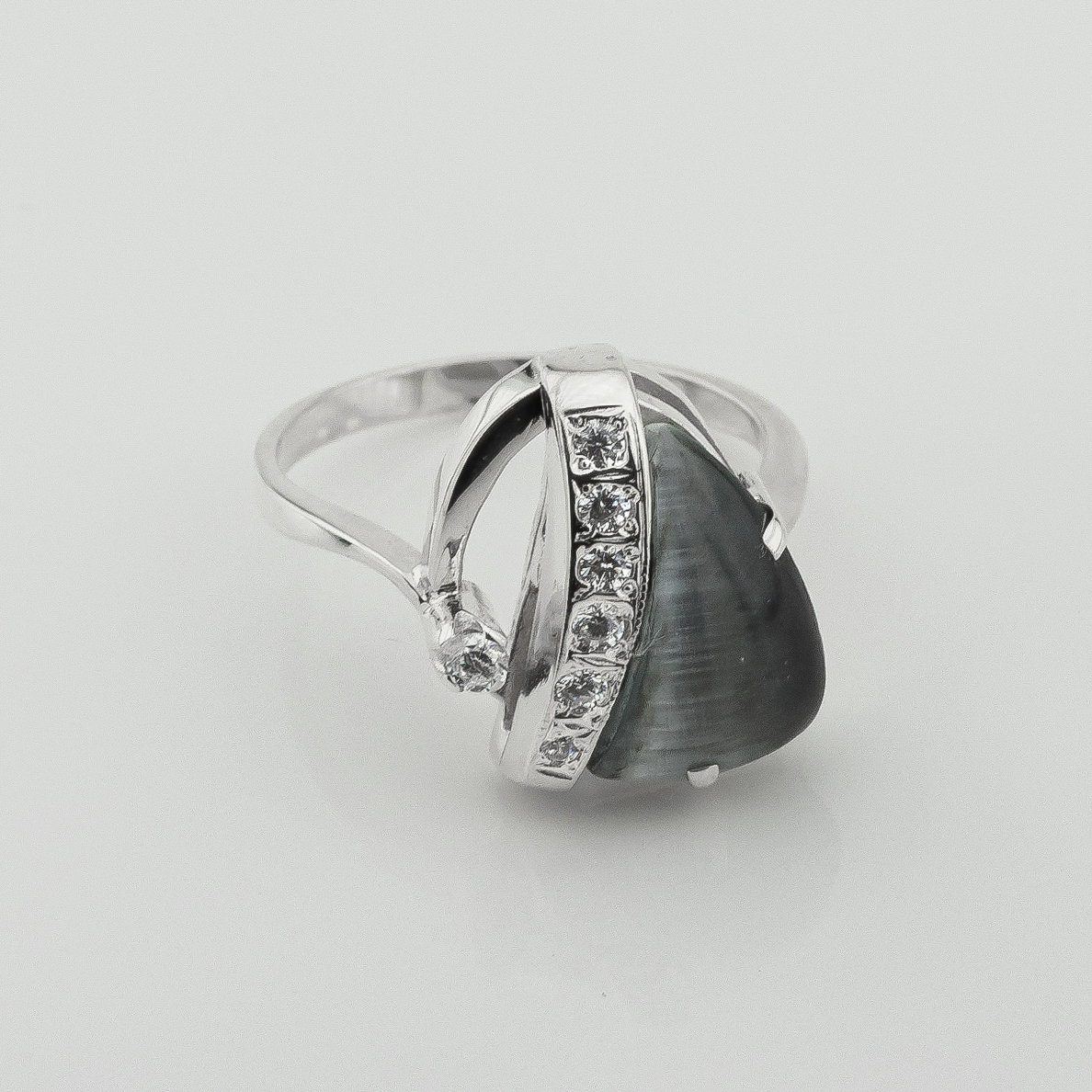 

Серебряное кольцо с улекситом и фианитами к147су Диамант, 19,5 размер