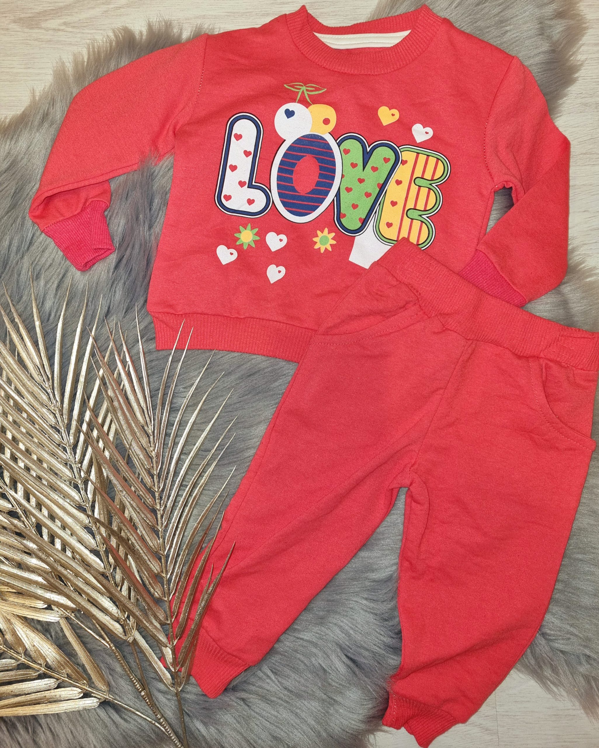 

Костюм для девочки 92 см Фуксия (A1014)