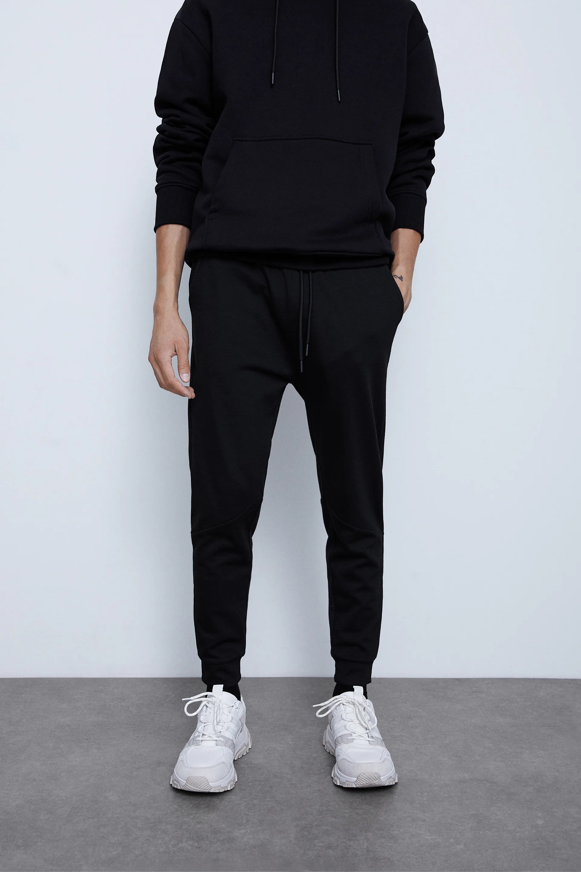 

Джоггеры Zara  черный 4087317800, Джоггеры Zara M черный 4087317800