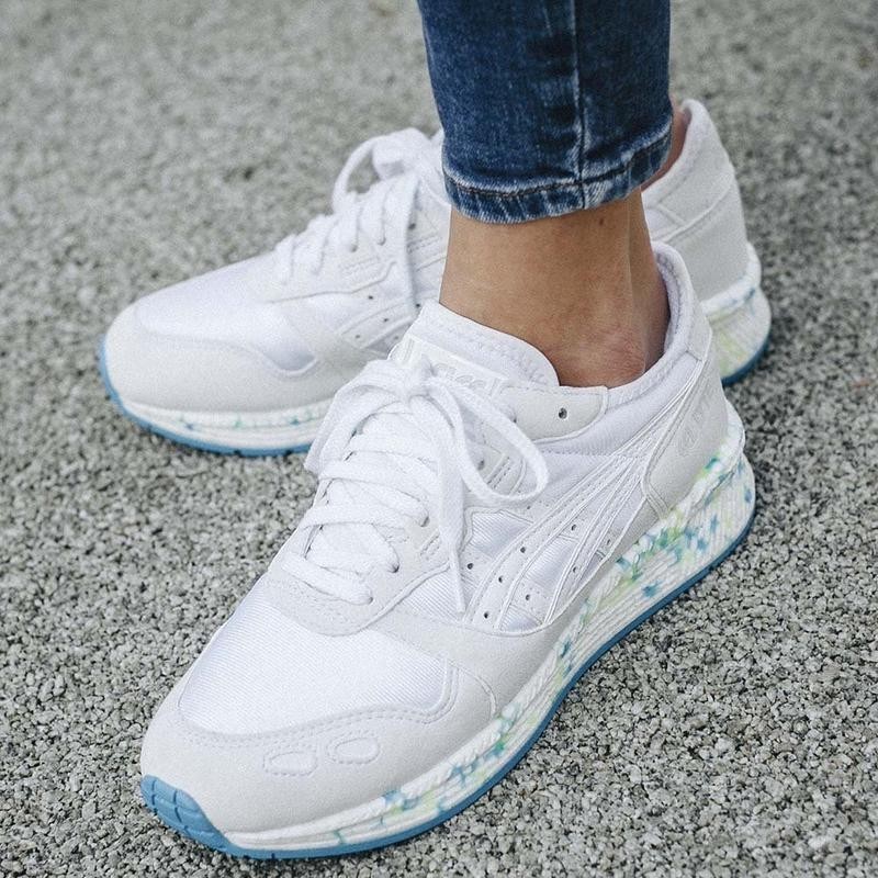

Женские кроссовки Asics Gel Lite 39 белый