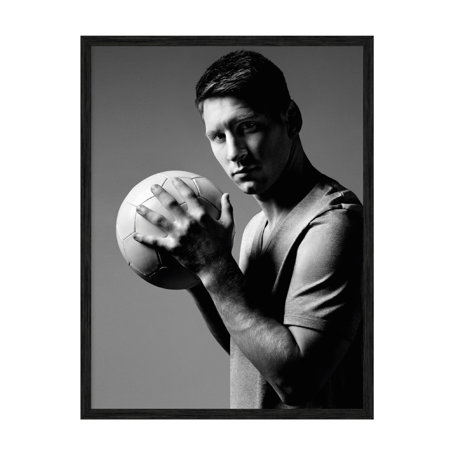 

Постер "Messi Lionel" с антибликовым стеклом 420x594 мм в чёрной рамке