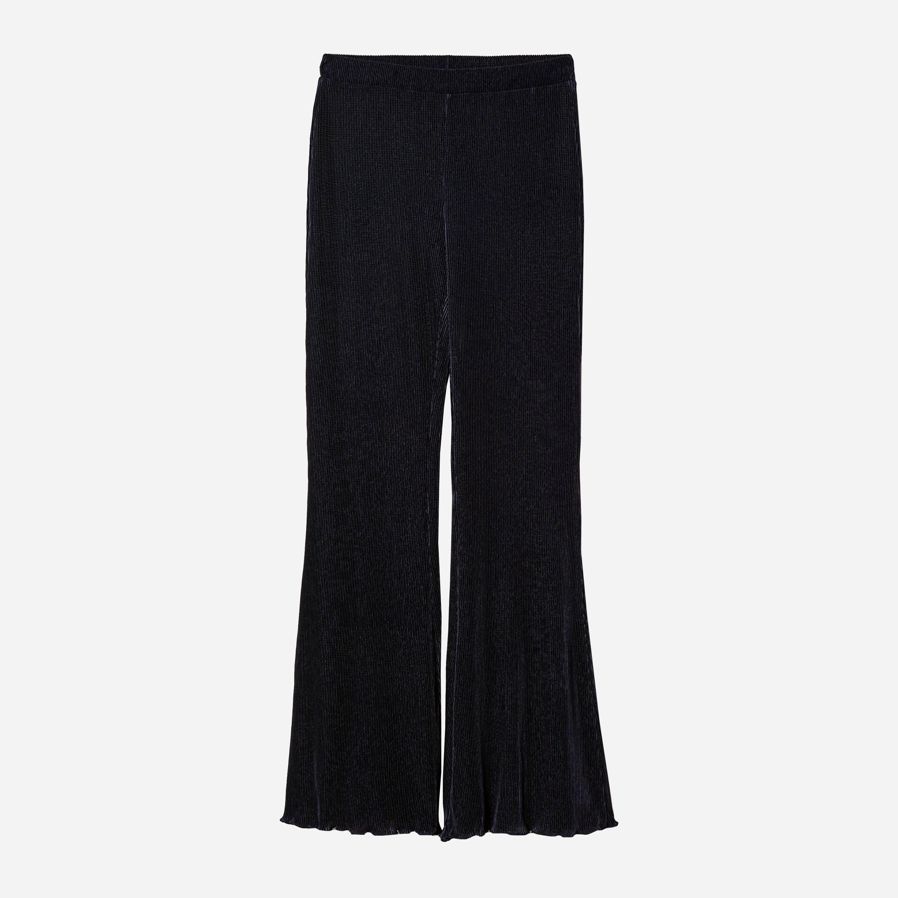 

Брюки H&M 04-0700862-001  Черные (СА2000001464762, Брюки H&M 04-0700862-001 38 Черные (СА2000001464762)