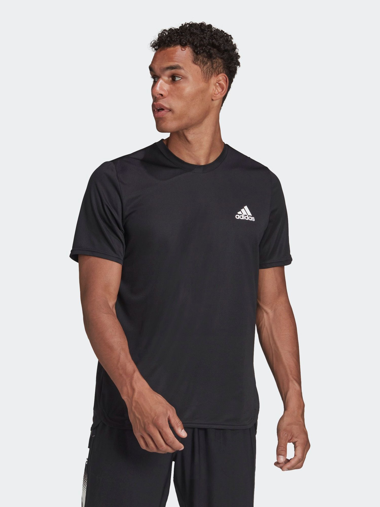 

Футболка Adidas D4M Tee HF7214  Black, Футболка Adidas D4M Tee HF7214 XL Black