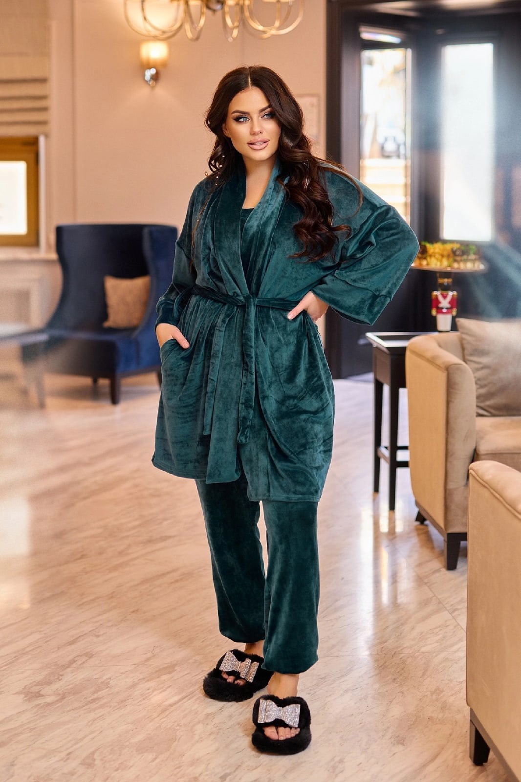 

Комплект брючный тройка для дома  бутылочный DG 7р304, Комплект брючный тройка для дома 46-48 бутылочный DG 7р304