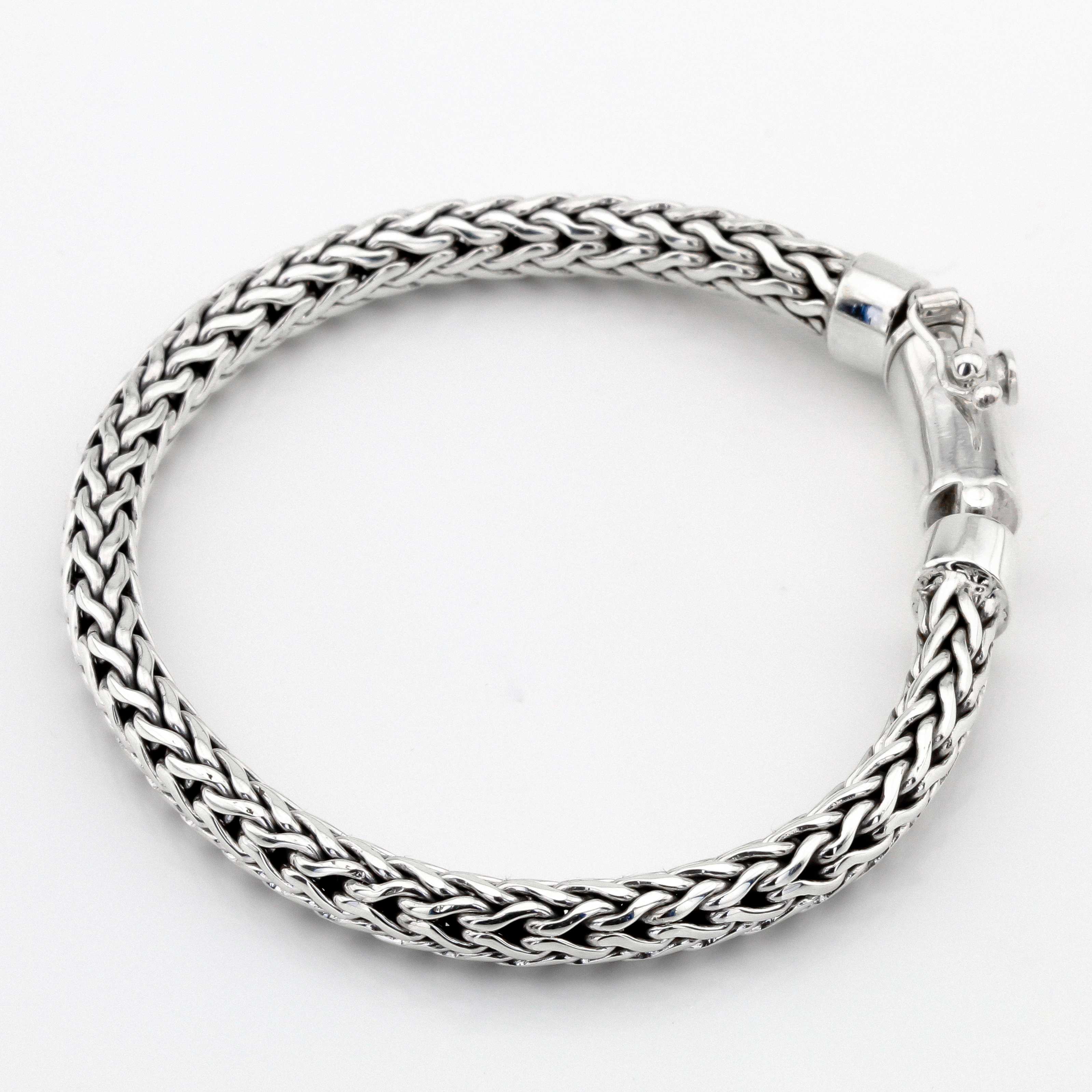 

Серебряный браслет B15379 Диамант, 20 размер