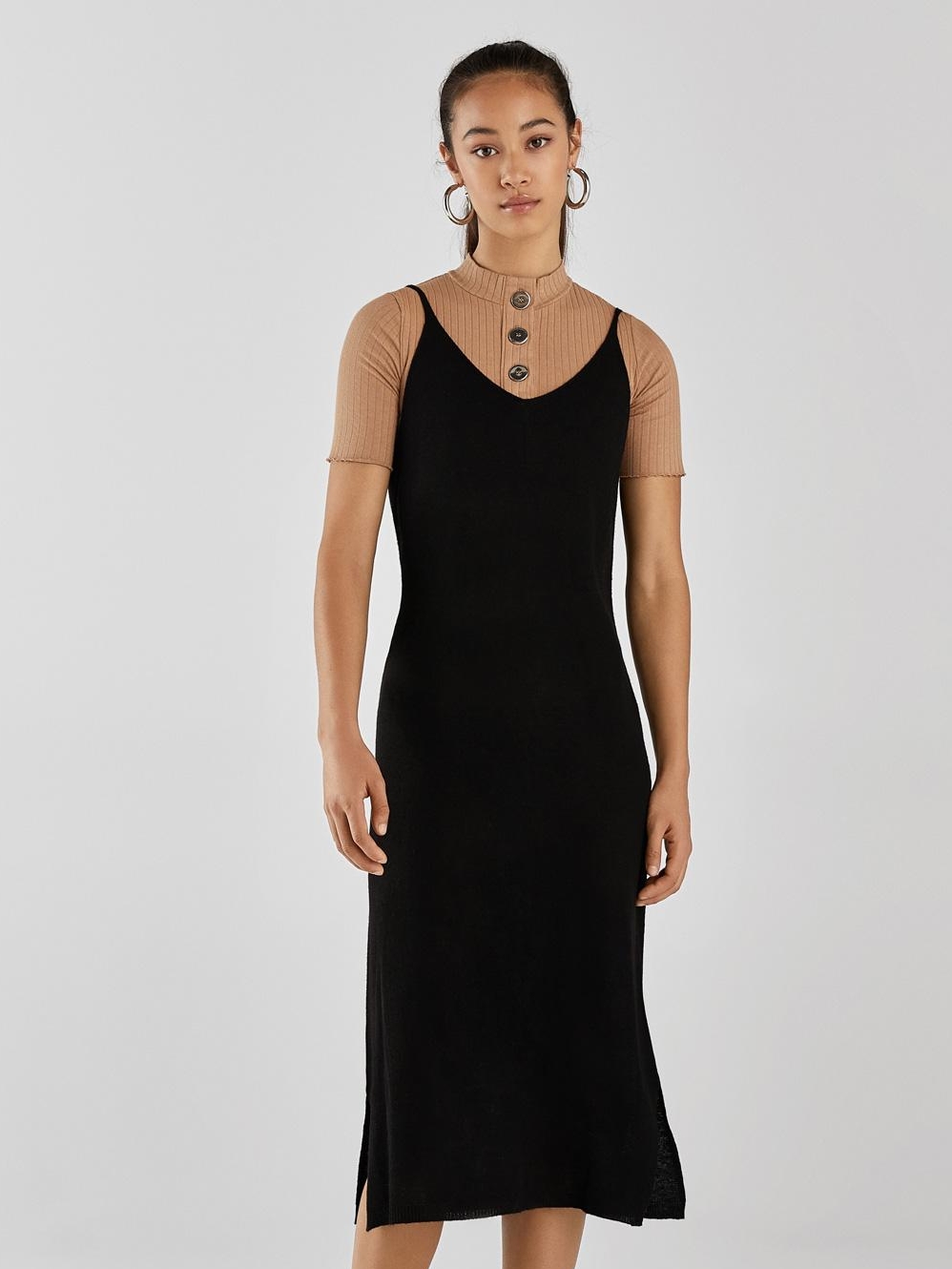 

Платье Bershka XAZ147032XIWY  Черное, Платье Bershka XAZ147032XIWY S Черное